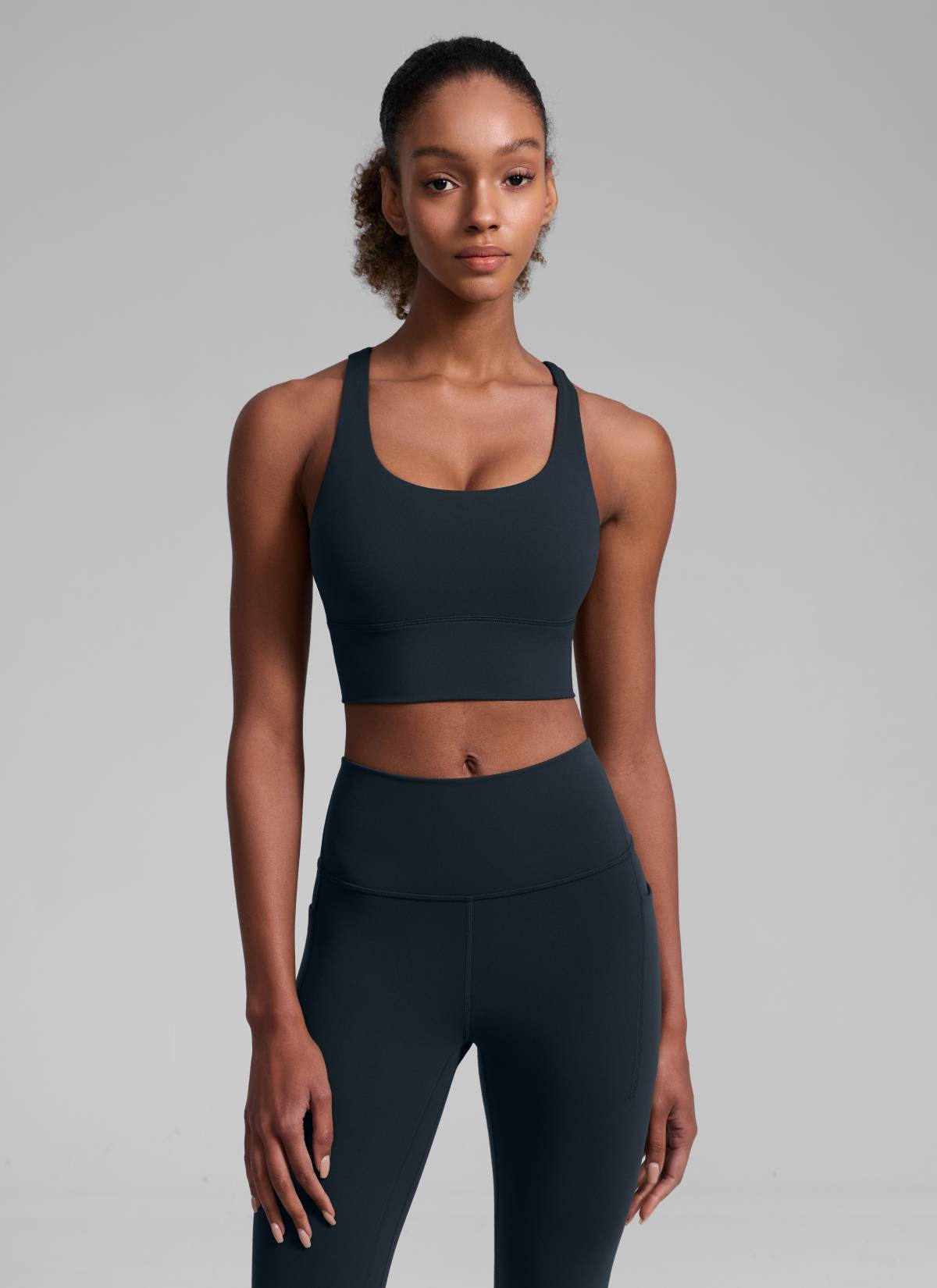 Nakedfeel חזיית קרופ תומכת Strappy Criss Cross - כחול נייבי