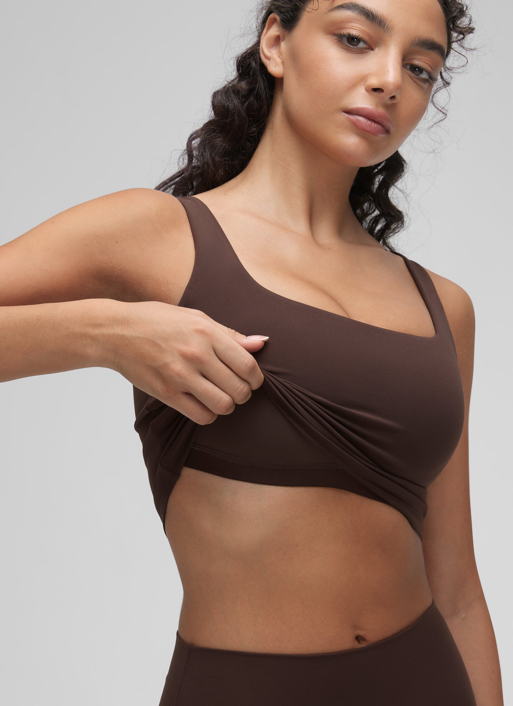 קרופ תומך Butterluxe Square Neck - Hot Fudge Brown