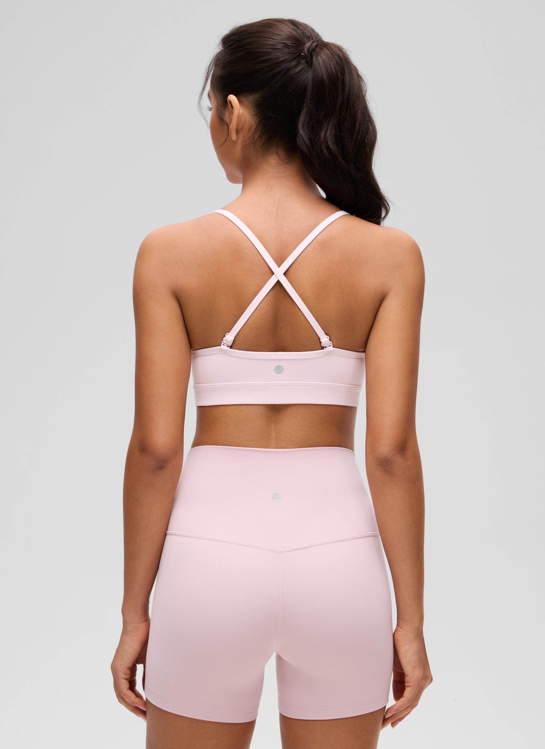 חזיית ספורט Butterluxe V Neck עם רצועות מתכווננות - Strawberry Pink