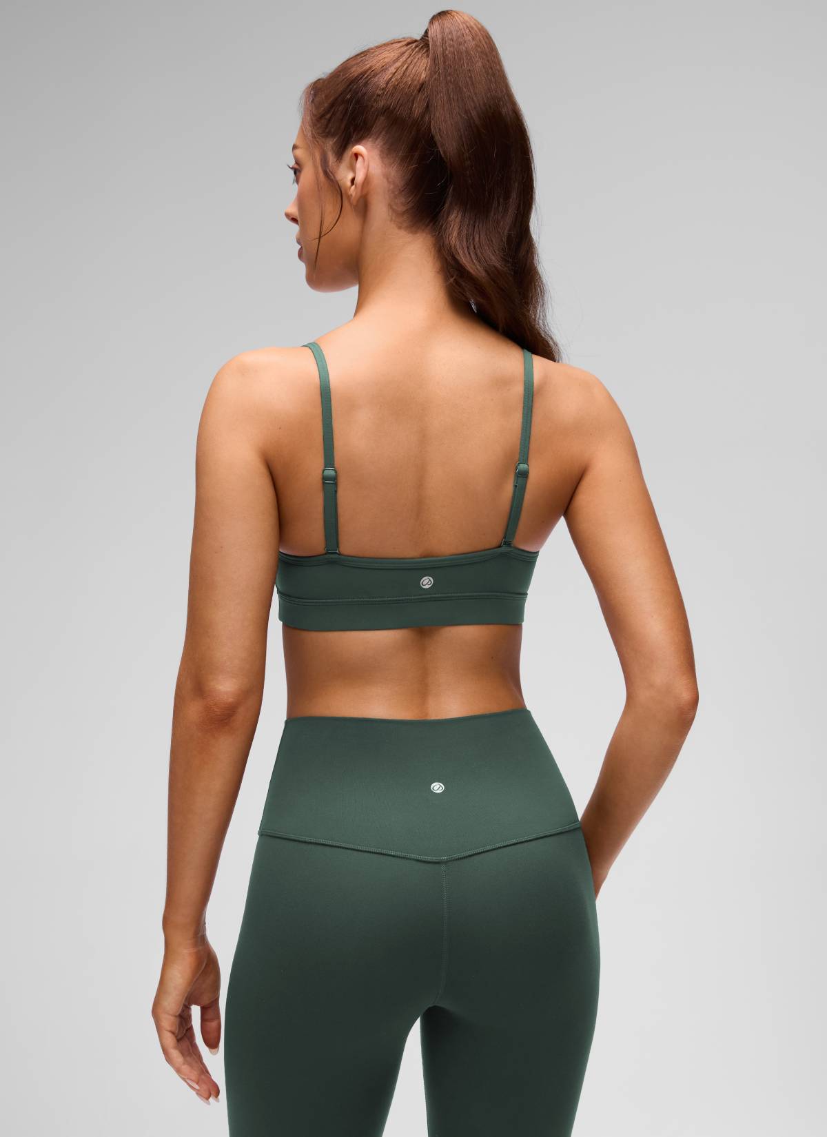 חזיית ספורט Butterluxe V Neck עם רצועות מתכווננות - ירוק יער