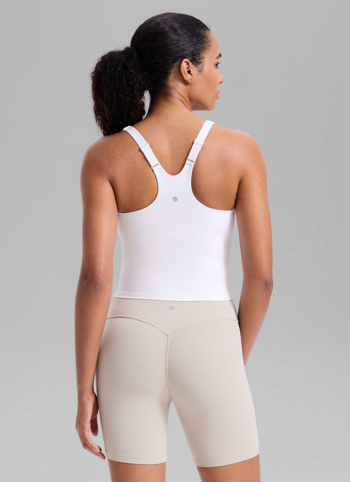גופייה עם חזייה פנימית Butterlift V Neck Racerback עם רצועות מתכווננות - לבן