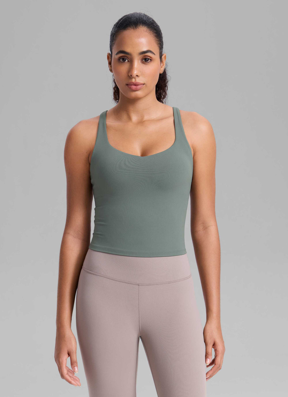 גופייה עם חזייה פנימית Butterlift V Neck Racerback עם רצועות מתכווננות - מרווה
