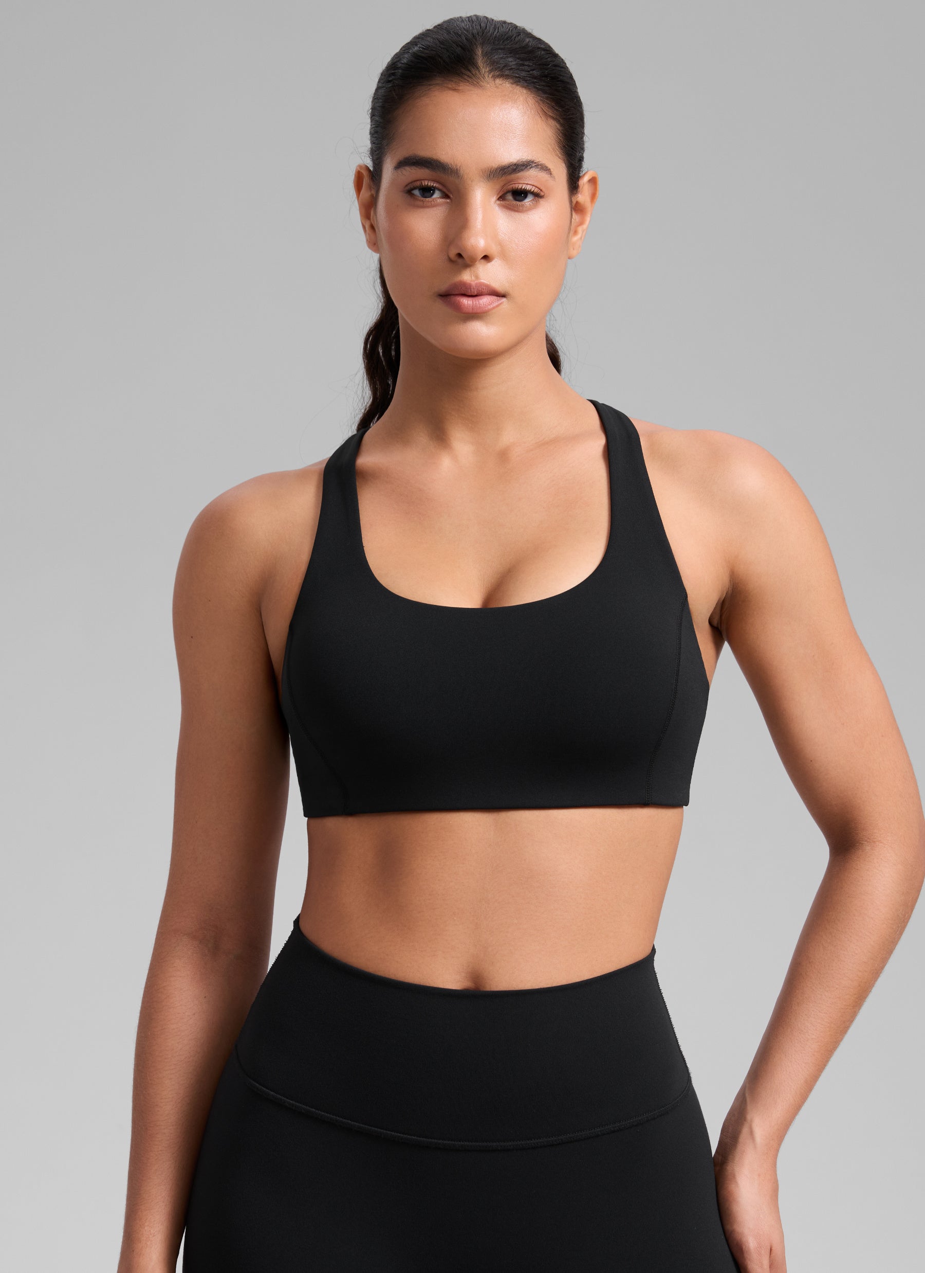 חזיית ספורט תומכת SculptAir Criss Cross Back - שחור