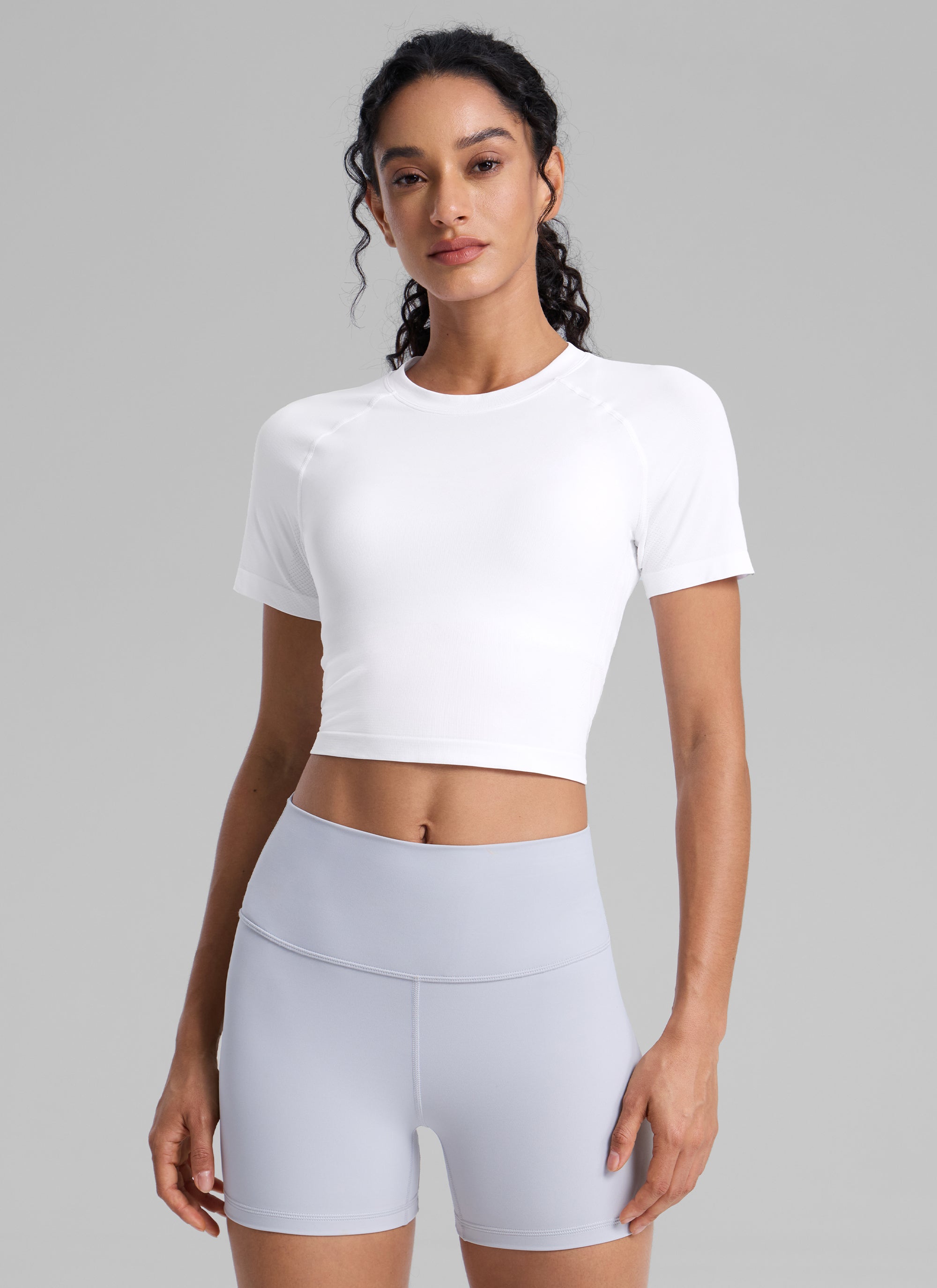חולצת קרופ קצרה Seamless Crew Neck - לבן