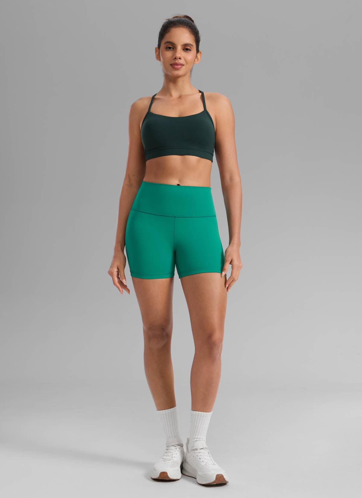 טייץ קצר 4" NakedFeel - Cascadia Green