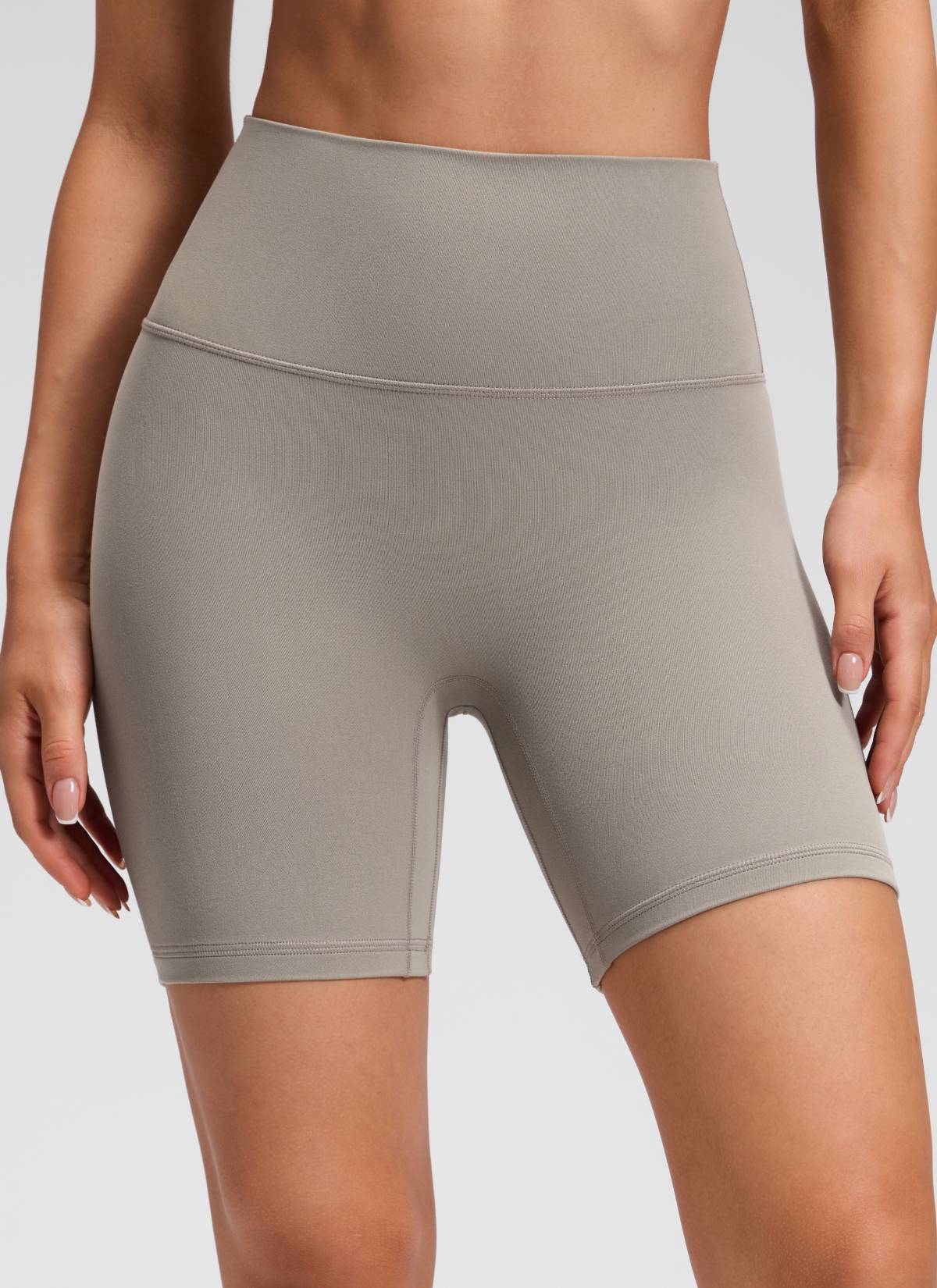 טייץ קצר Butterluxe 6" No Front Seam - Warm Ash Grey