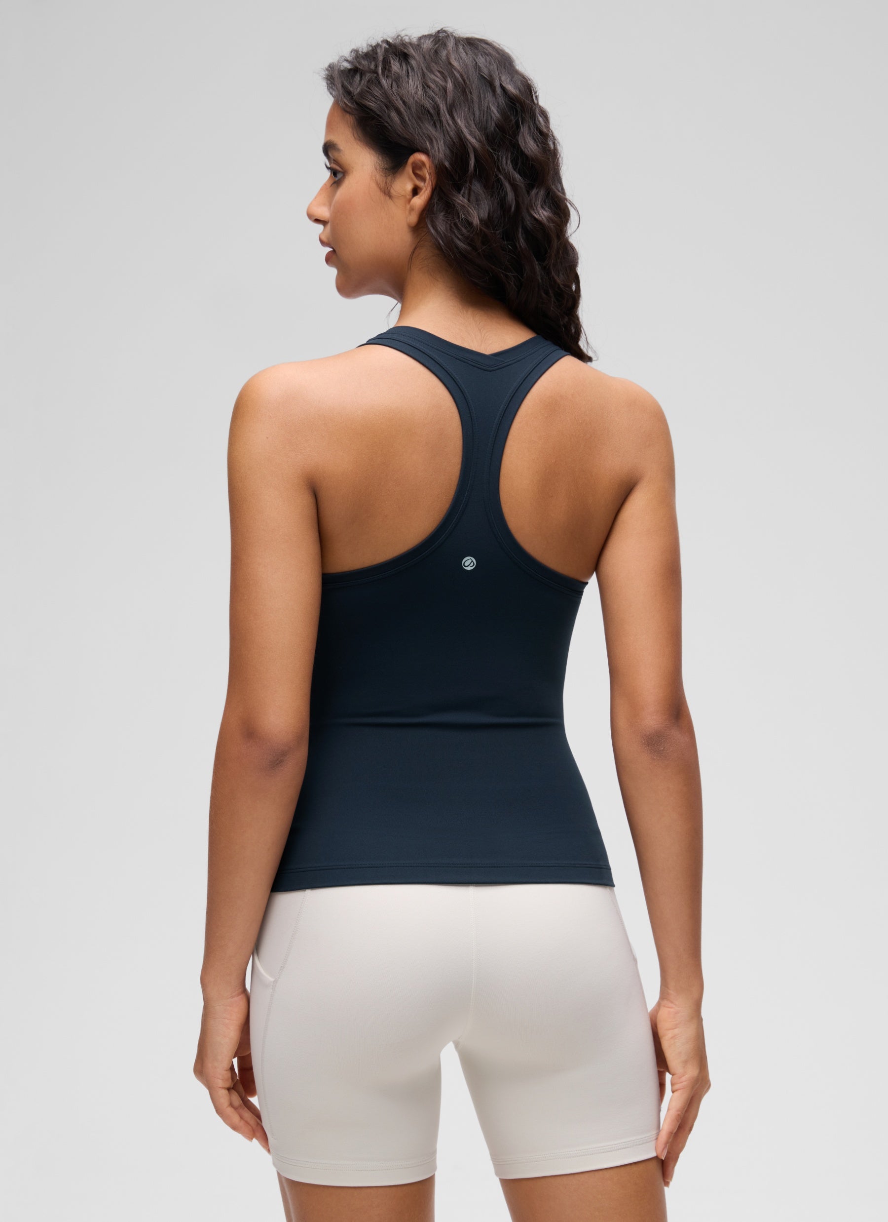 גופיית אימון Butterluxe Crewneck Racerback - כחול נייבי