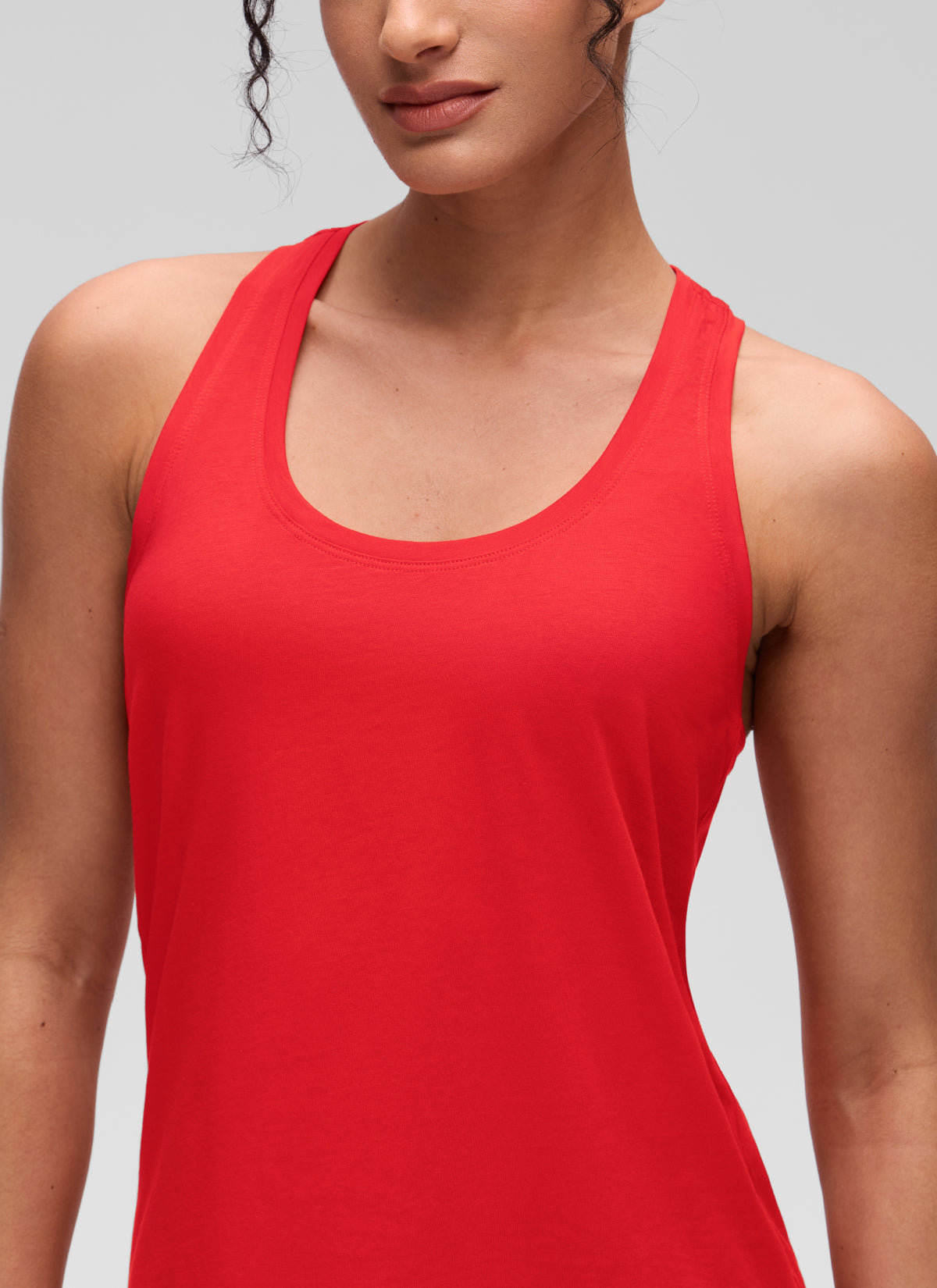 גופיית אימון Pima Hip-Length - Deep Red