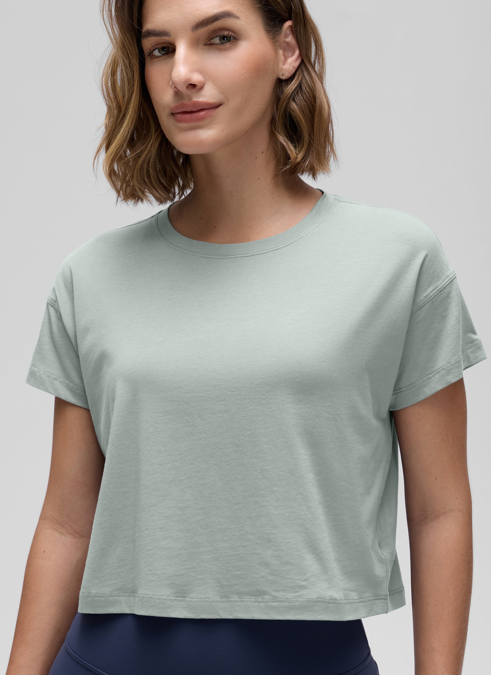 חולצת קרופ Pima Cotton Crew Neck - Jade Grey