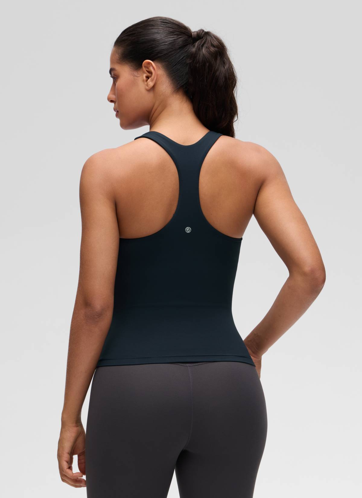 גופייה עם חזייה פנימית Butterluxe Racerback - כחול נייבי