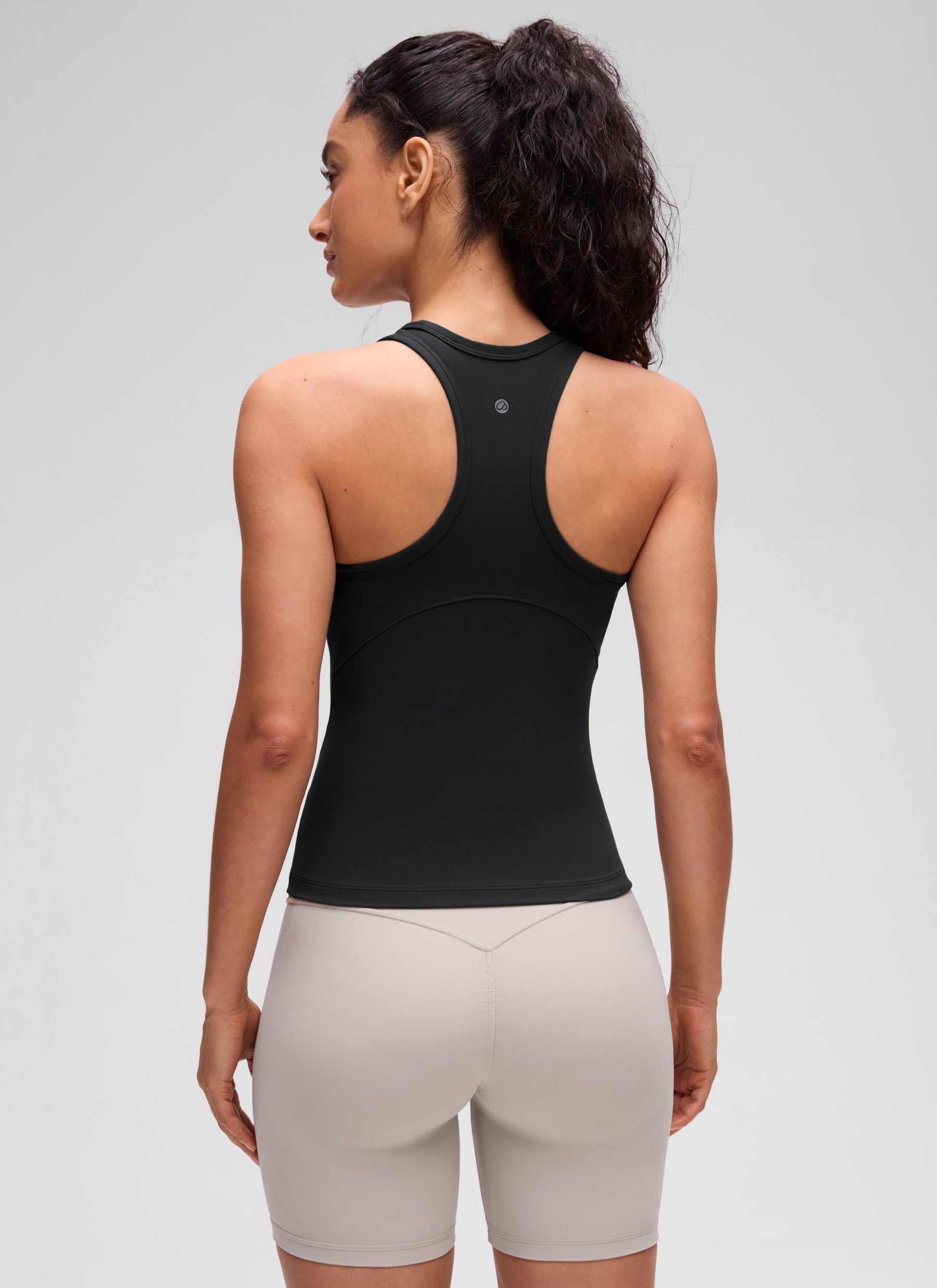 גופיית אימון Butterluxe Racerback - שחור