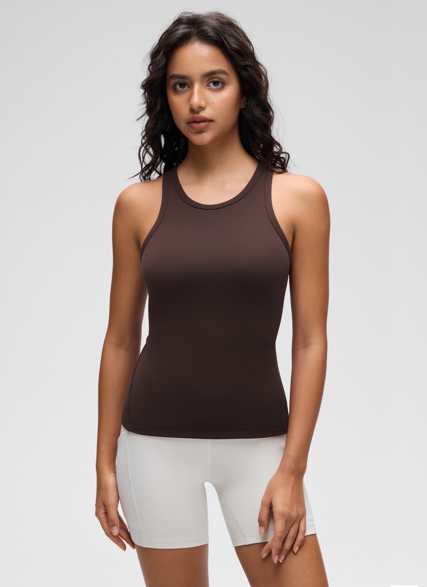 גופיית אימון Butterluxe Racerback - Hot Fudge Brown
