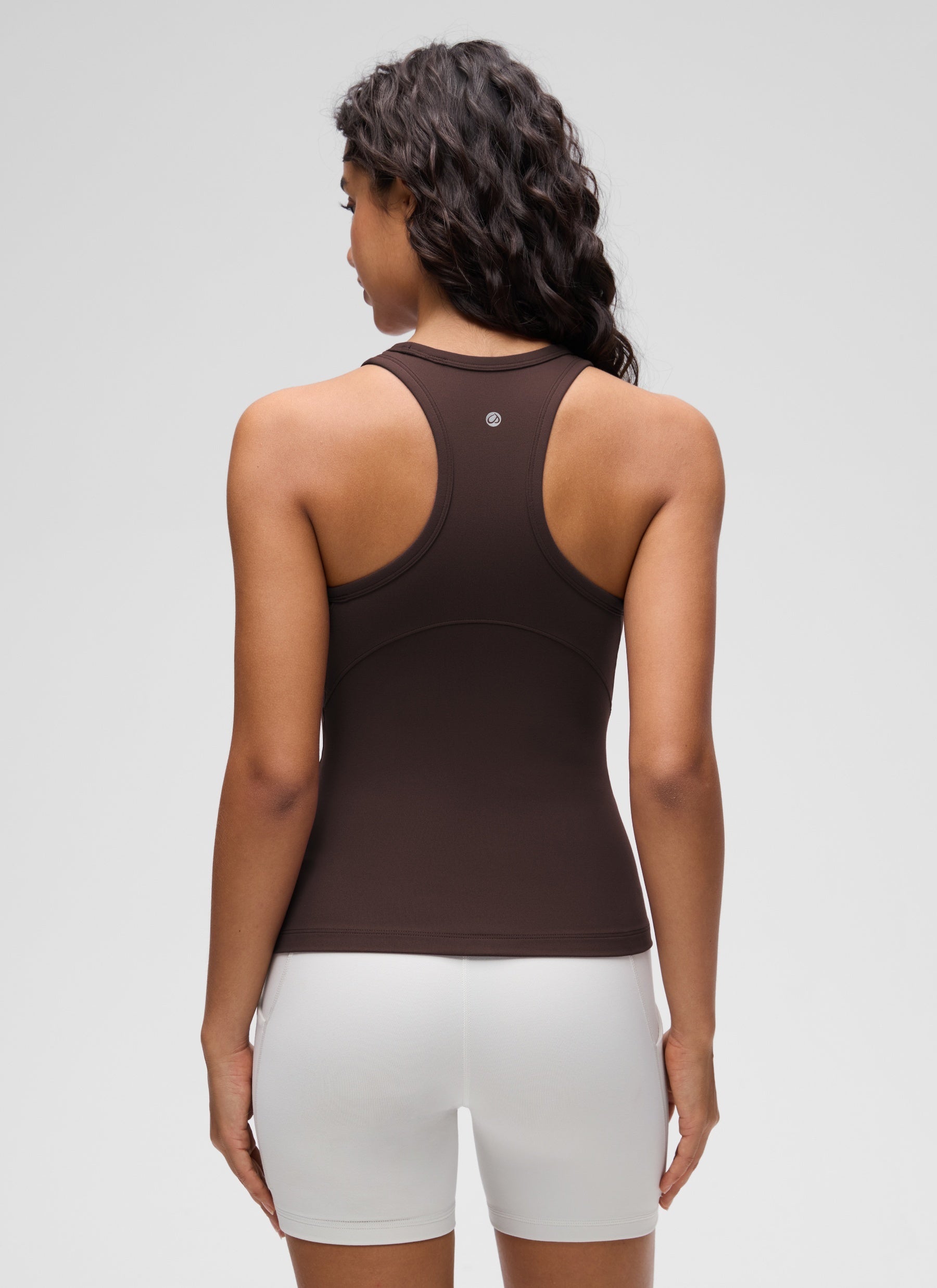 גופיית אימון Butterluxe Racerback - Hot Fudge Brown