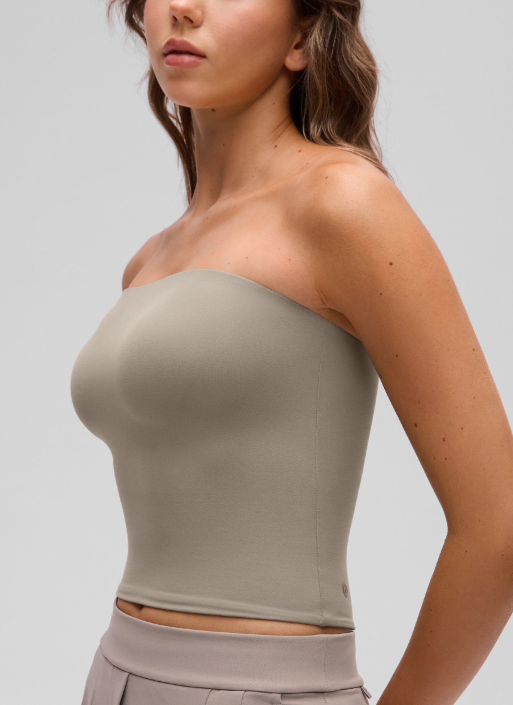 גופיית סטרפלס Butterluxe בטנה כפולה - Warm Ash Grey