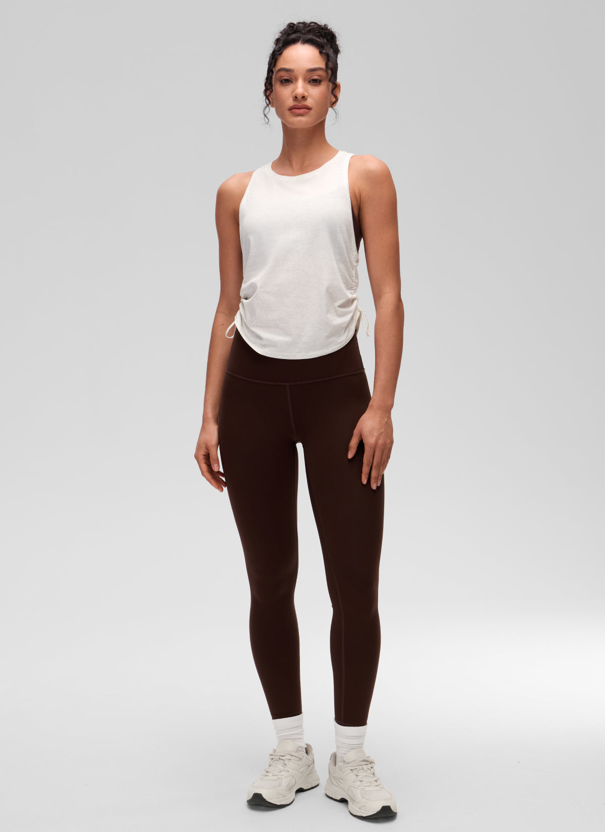 גופיית אימון Pima Cotton Racerback Ruched - Ice Grey White