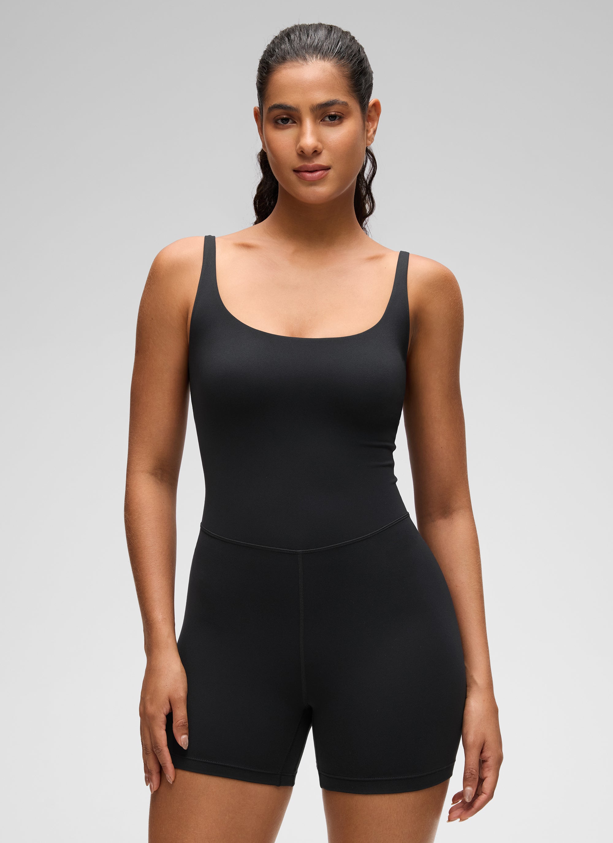 אוברול קצר 4" Butterluxe Thin Strap Rompers - שחור