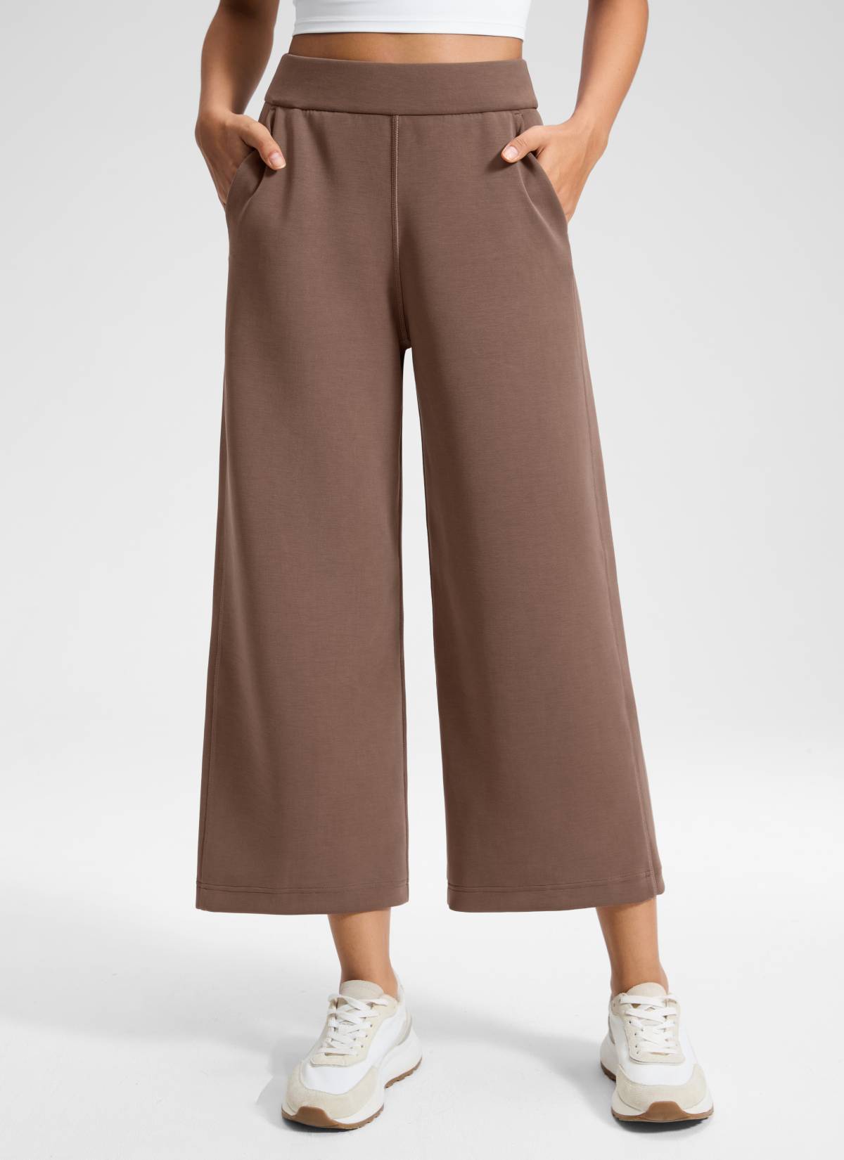 מכנס טרנינג SoftAura רחב עם כיסים 25" - Lava Brown