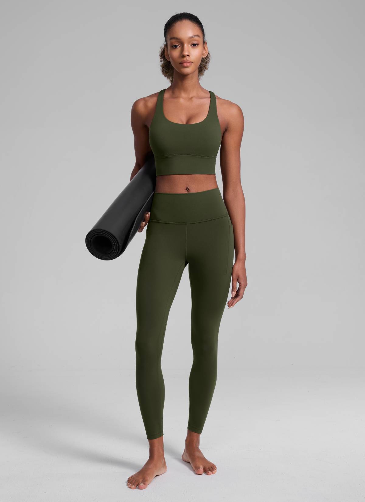 Nakedfeel חזיית קרופ תומכת Strappy Criss Cross - ירוק זית