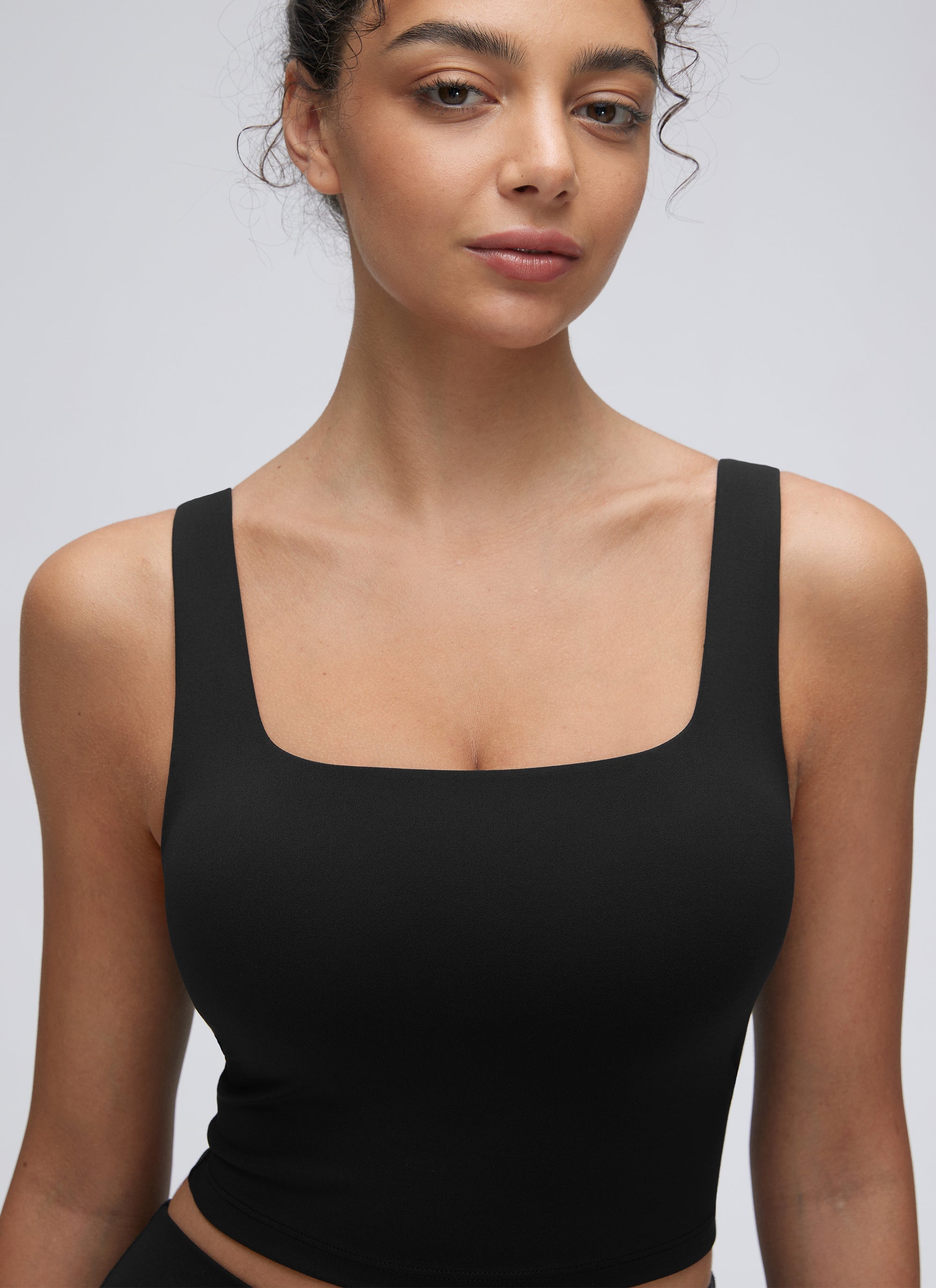 קרופ תומך Butterluxe Square Neck - שחור