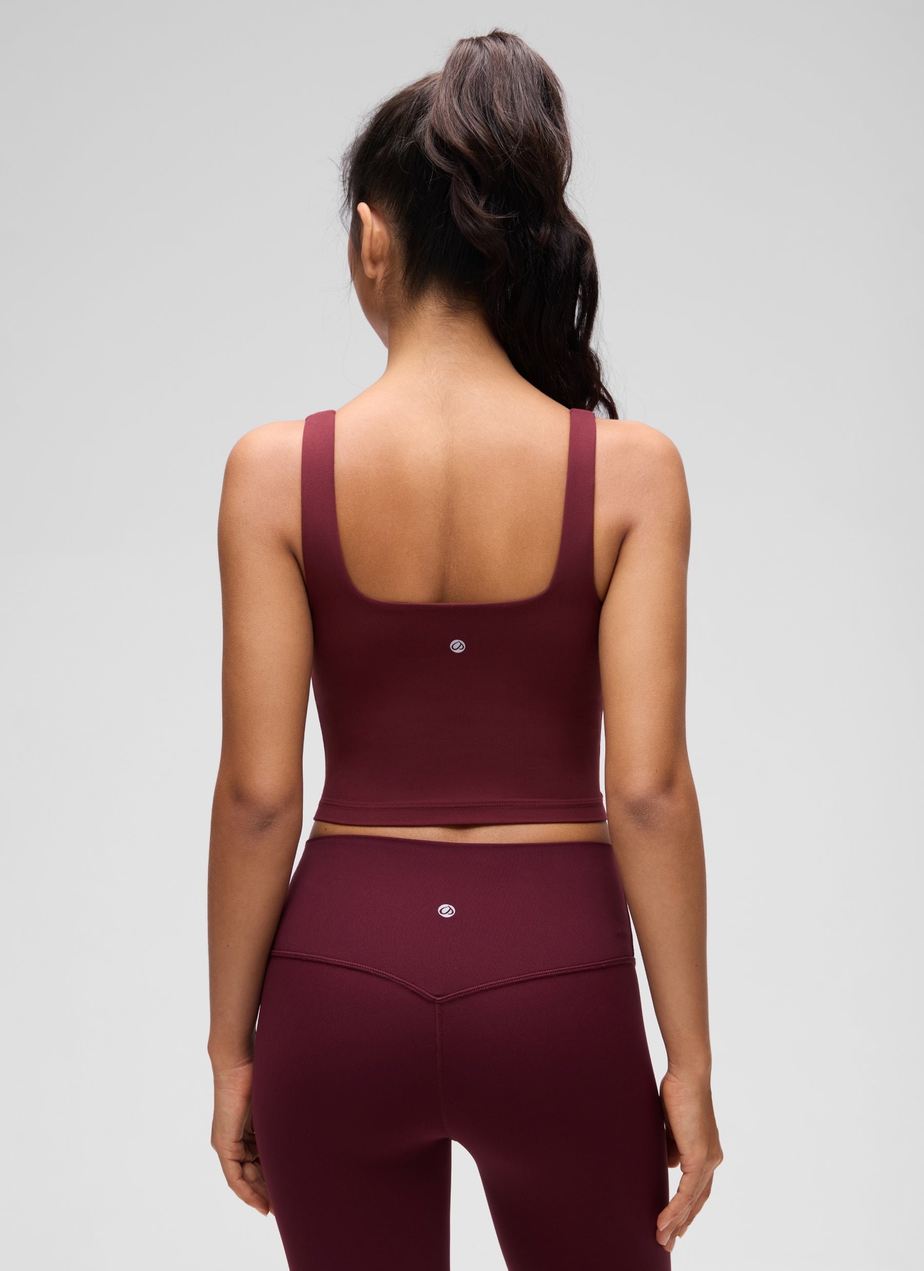 קרופ תומך Butterluxe Square Neck - Red Merlot