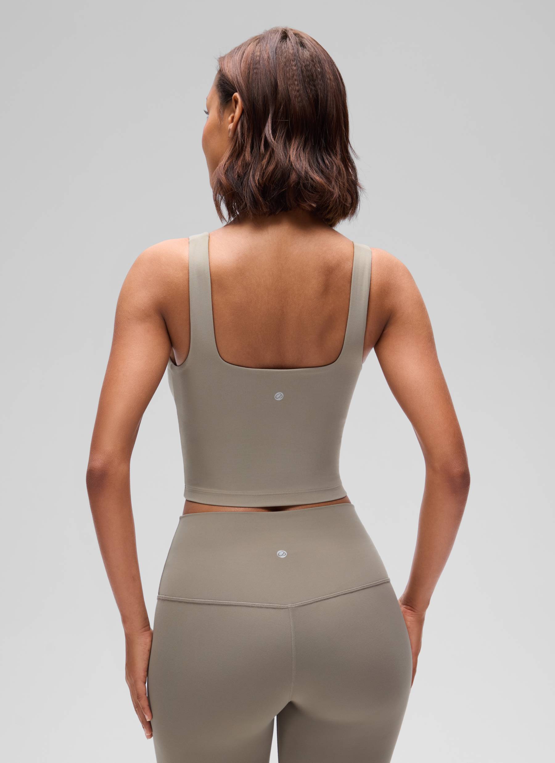 קרופ תומך Butterluxe Square Neck - Warm Ash Grey