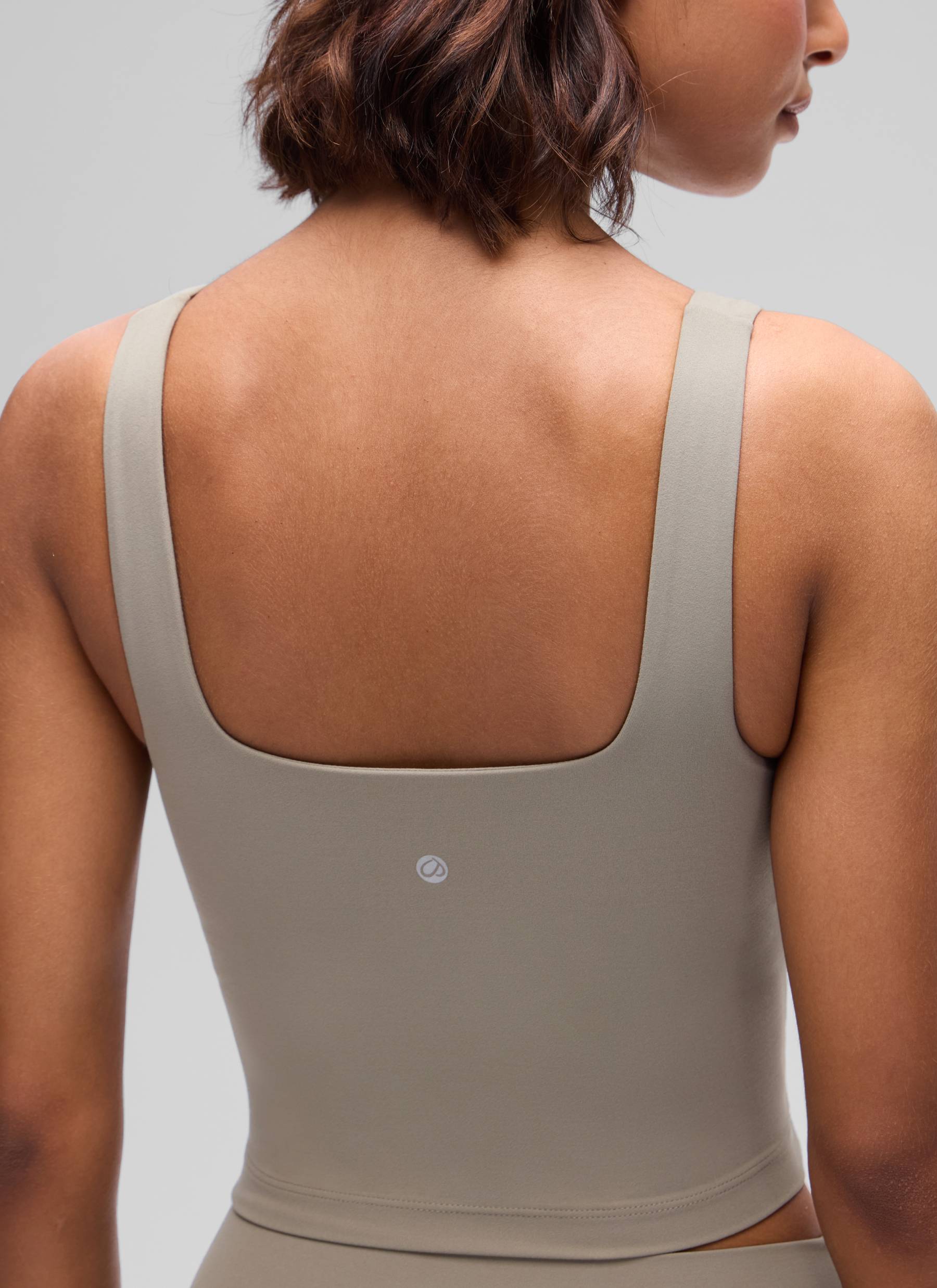 קרופ תומך Butterluxe Square Neck - Warm Ash Grey
