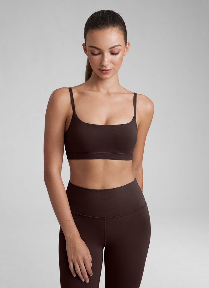 חזיית ספורט Butterluxe Spaghetti Strap עם רצועות מתכווננות - Hot Fudge Brown