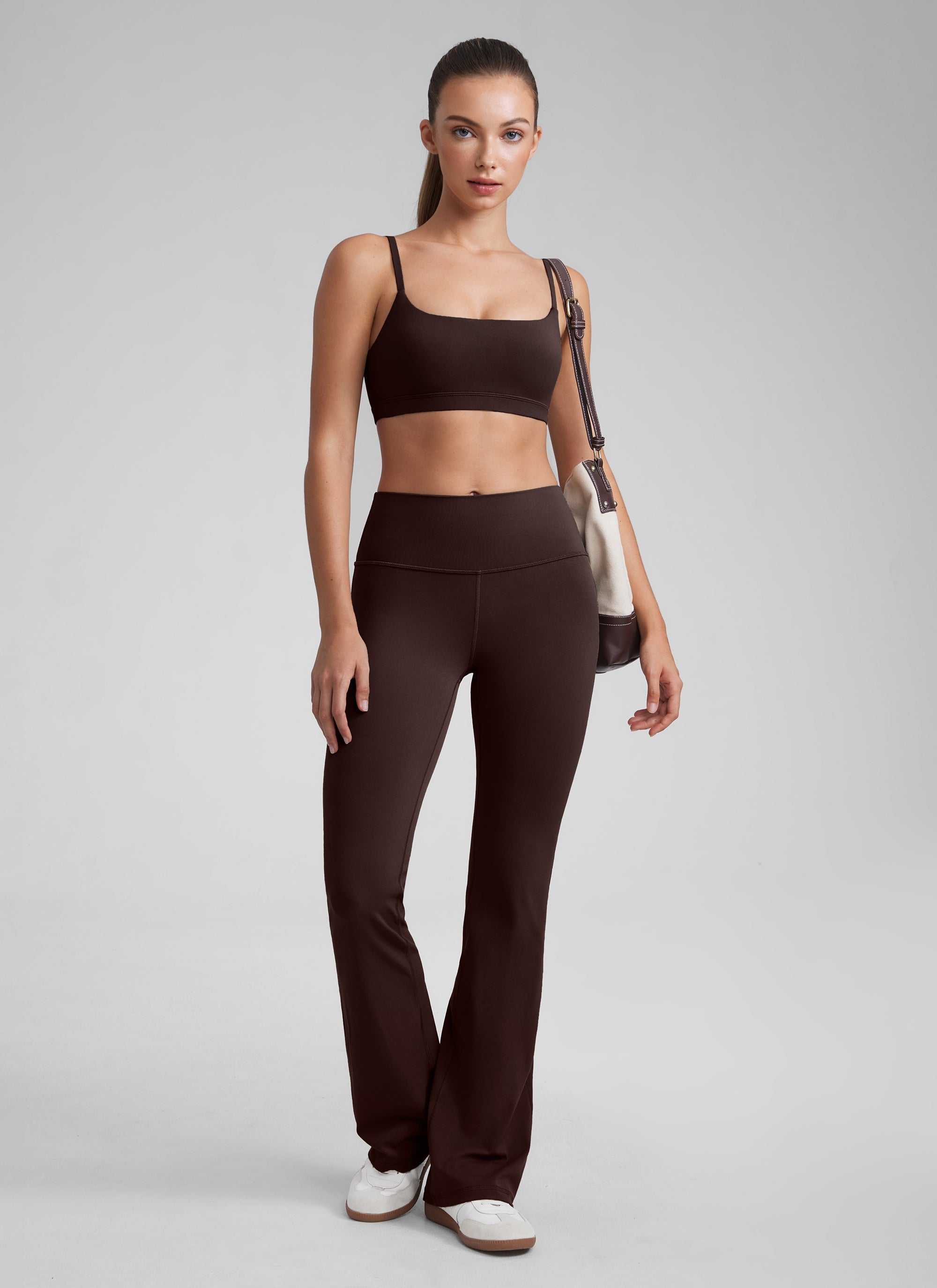 חזיית ספורט Butterluxe Spaghetti Strap עם רצועות מתכווננות - Hot Fudge Brown