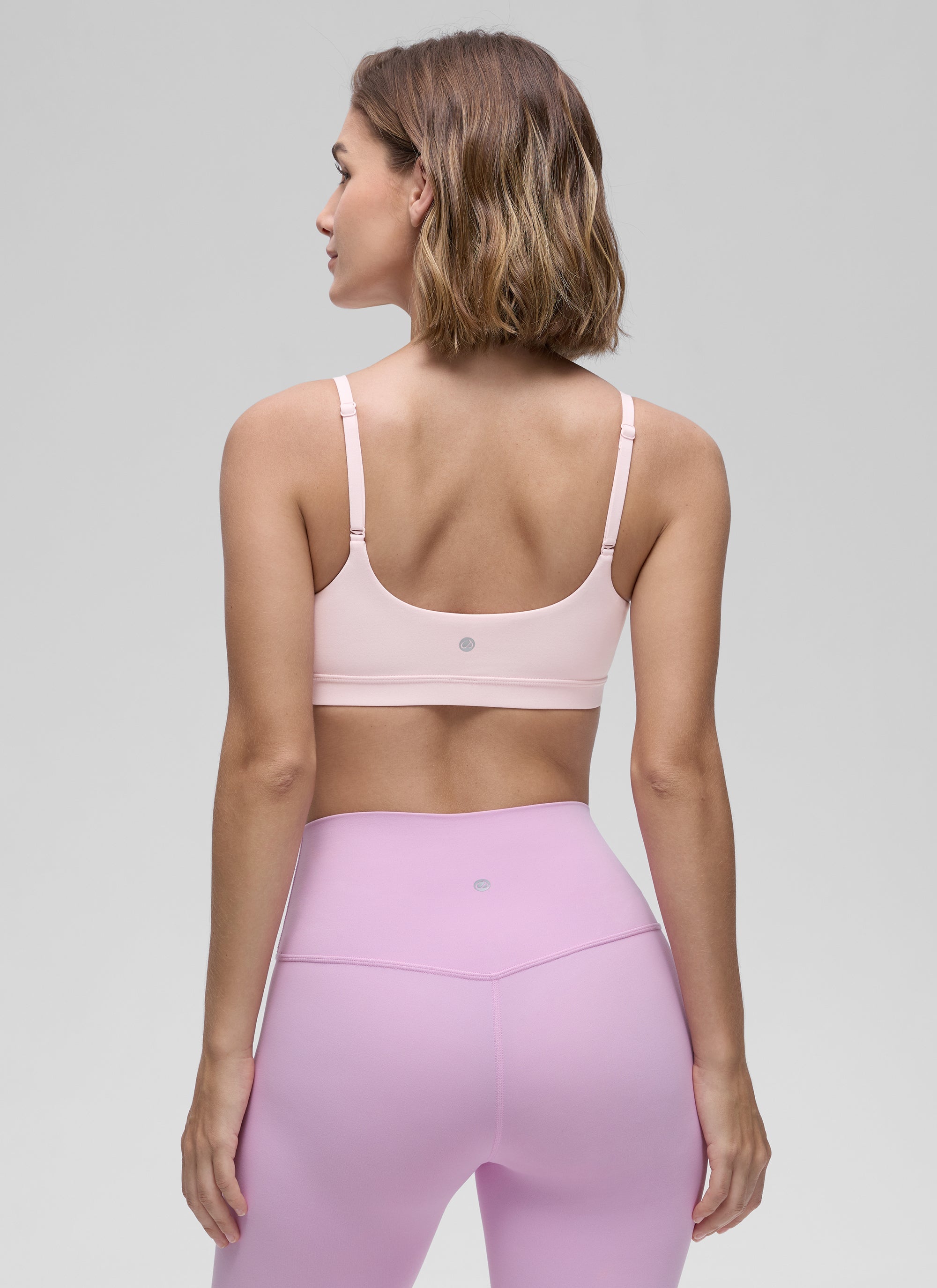 חזיית ספורט Butterluxe Spaghetti Strap עם רצועות מתכווננות - Strawberry Pink