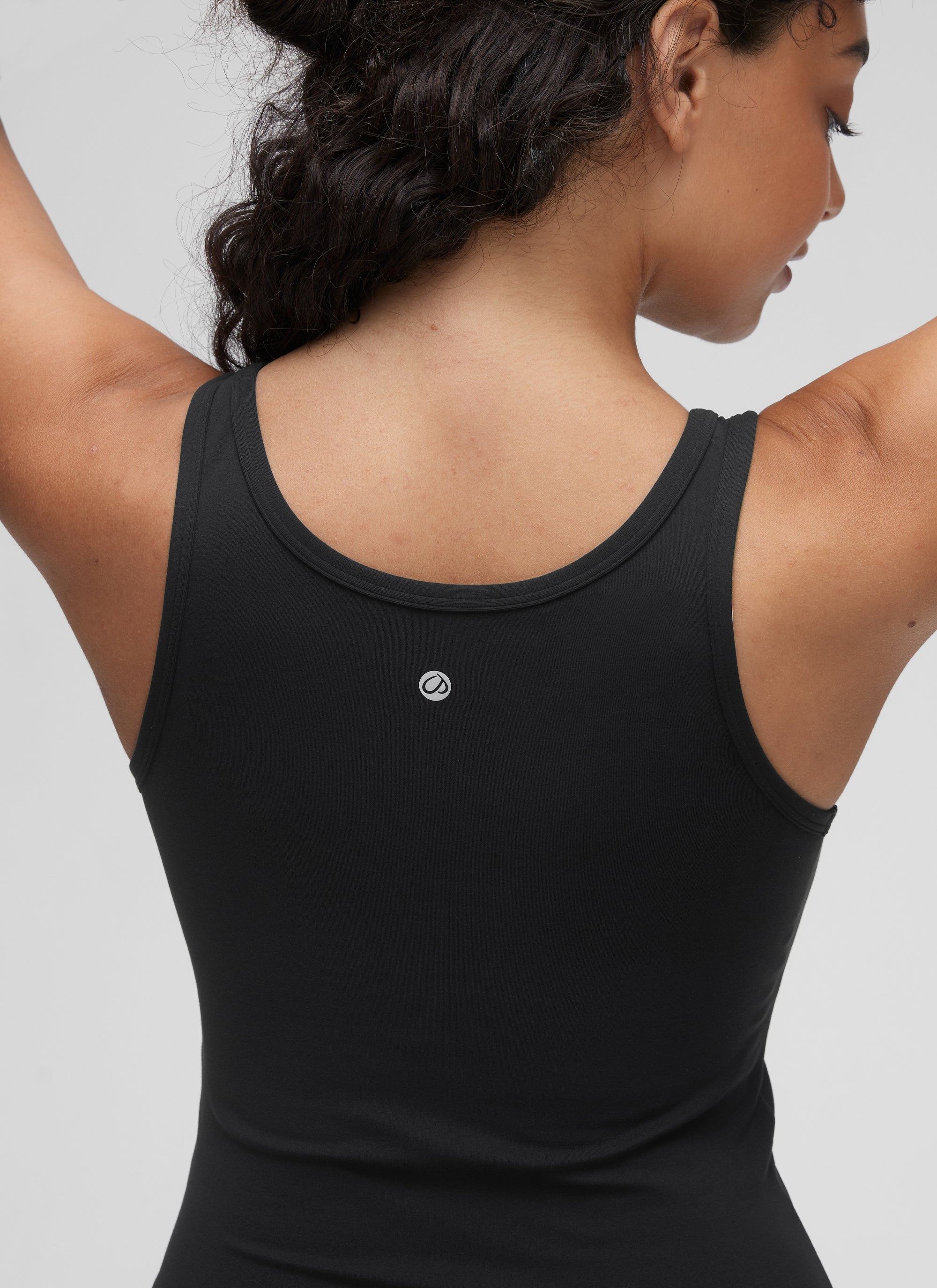 גופייה Butterluxe Scoop Neck - שחור