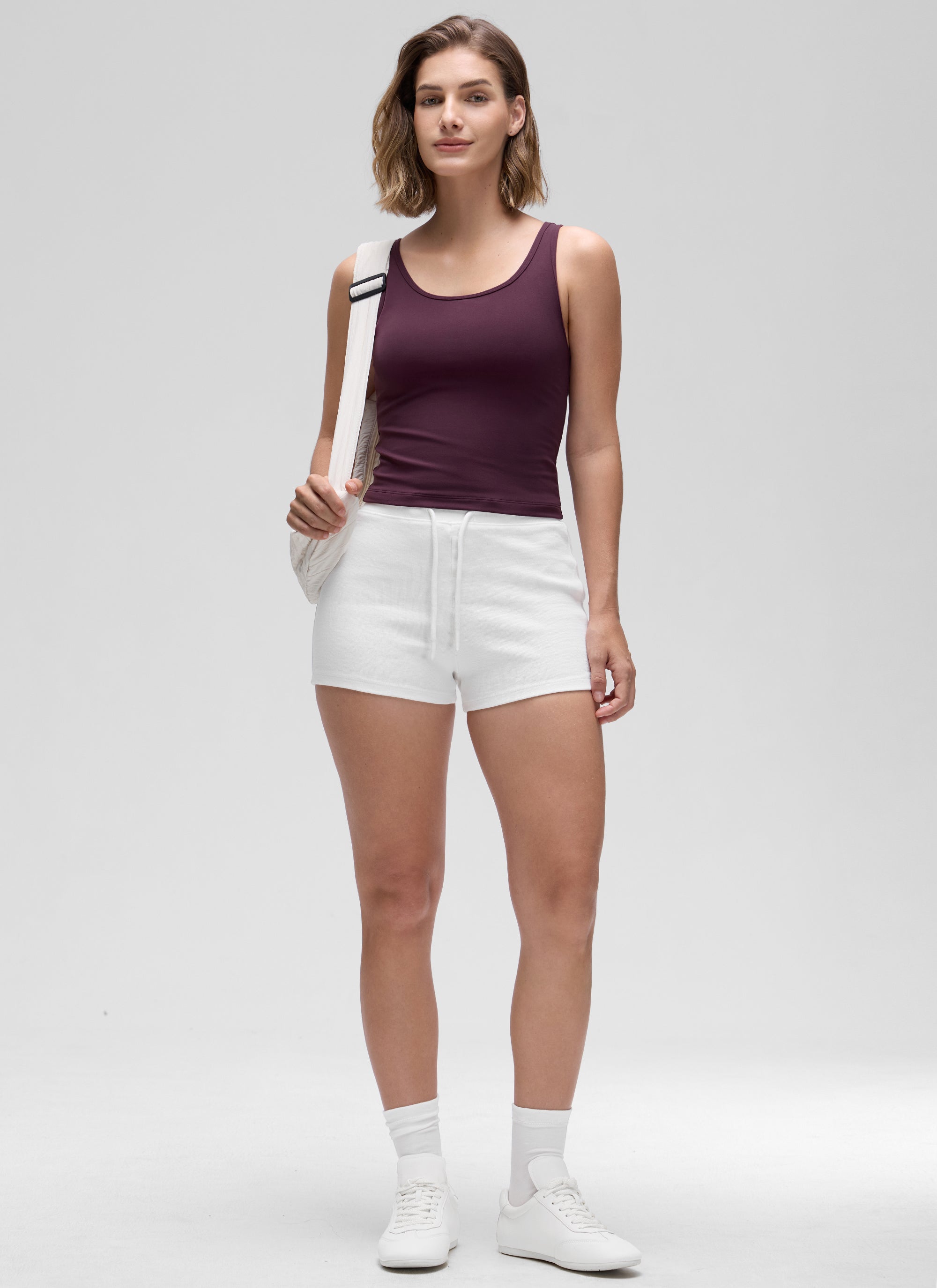 גופייה Butterluxe Scoop Neck - סגול עמוק