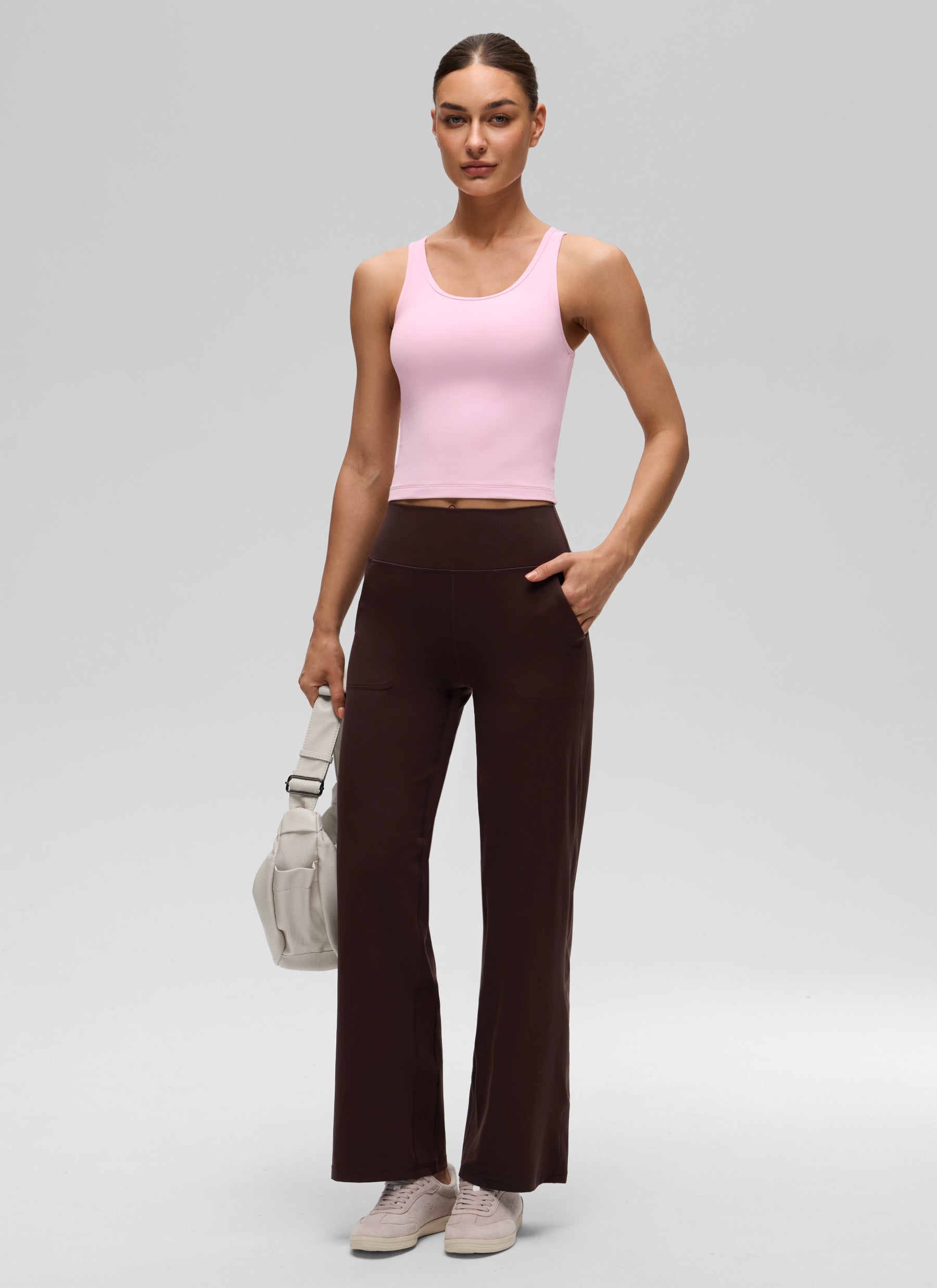גופייה Butterluxe Scoop Neck - Pink Peony
