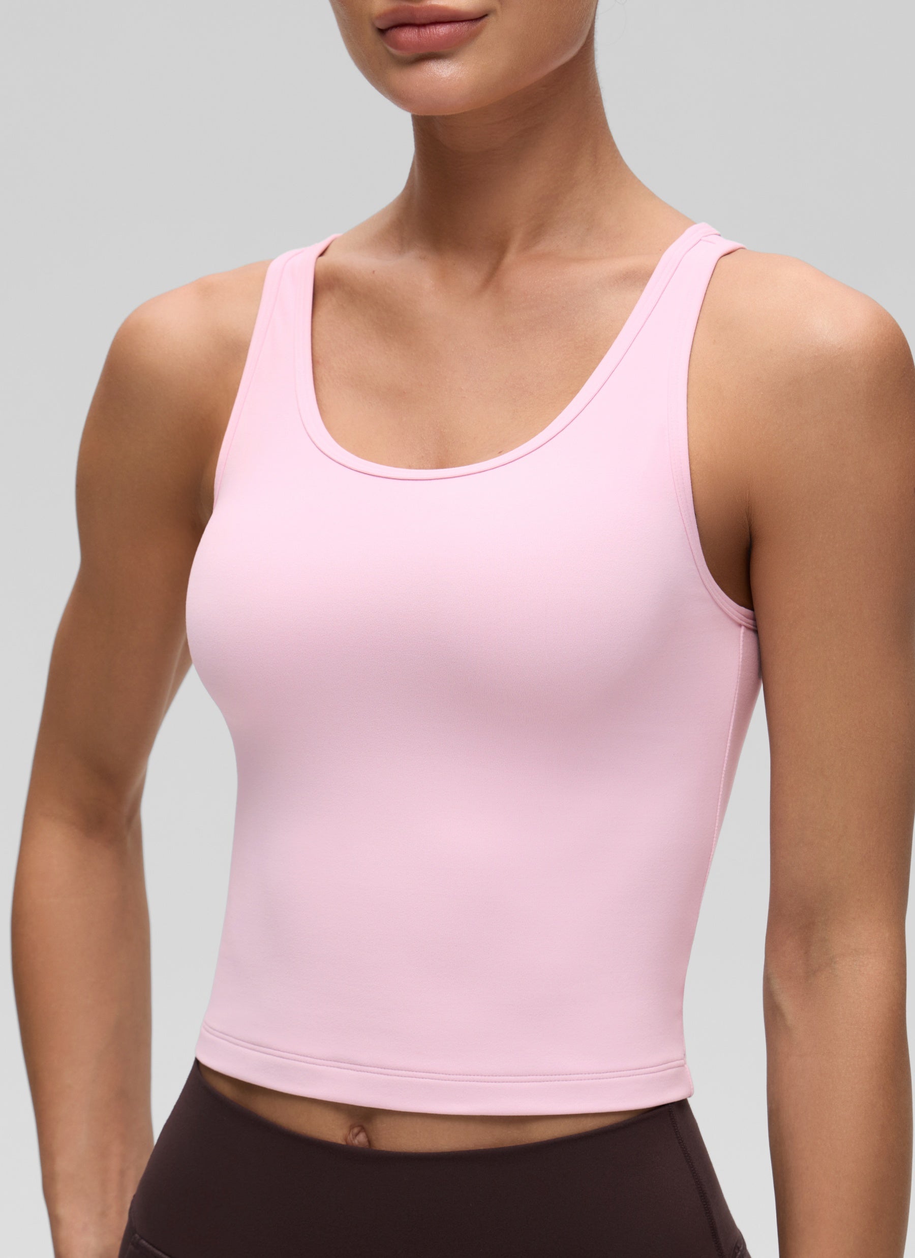 גופייה Butterluxe Scoop Neck - Pink Peony
