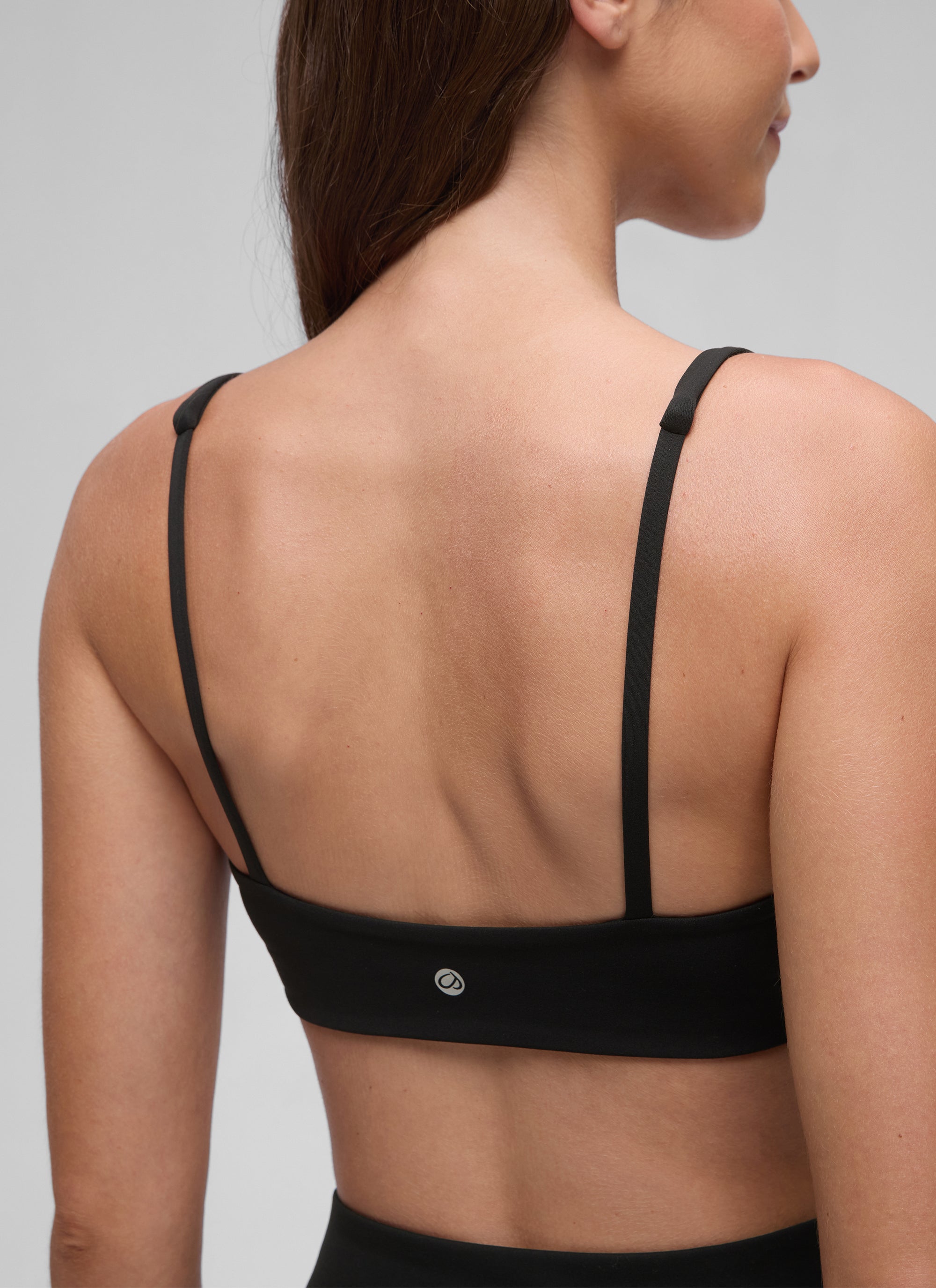 חזיית ספורט Butterluxe מחשוף מרובע Mini Bra - שחור