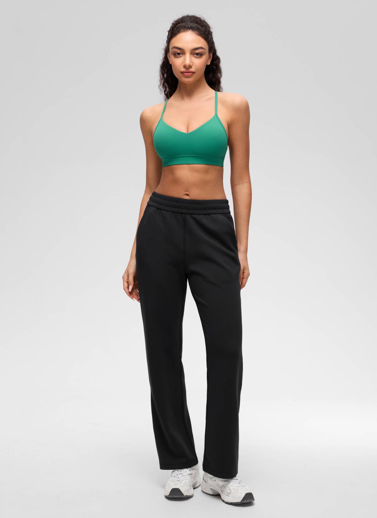 חזיית ספורט Butterluxe V Neck עם רצועות מתכווננות - Cascadia Green