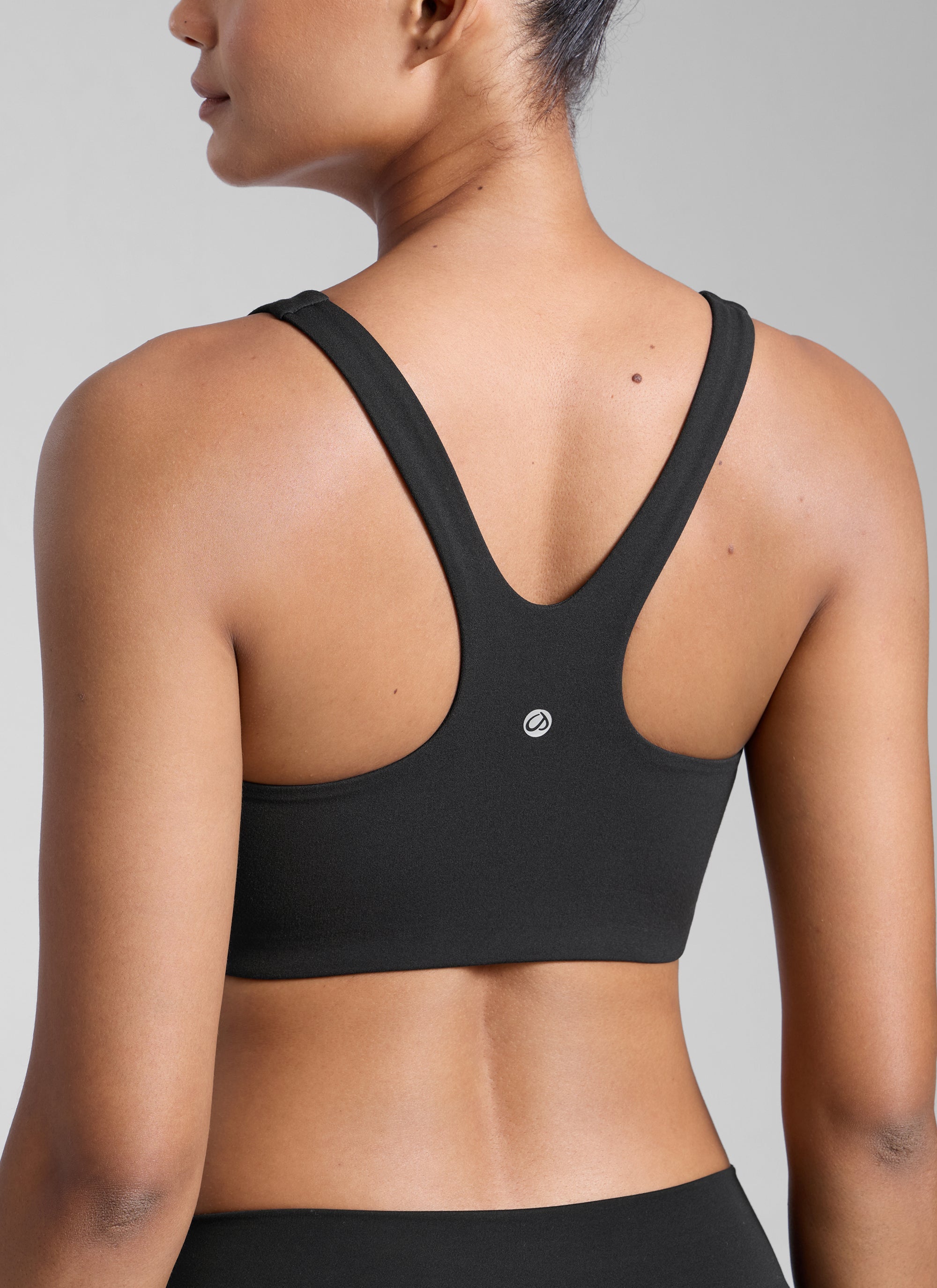 חזיית ספורט Butterlift Square Neck - שחור
