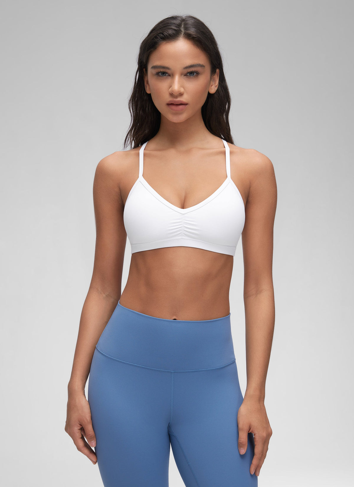 חזיית ספורט Butterluxe Sports Ruched V Neck - לבן