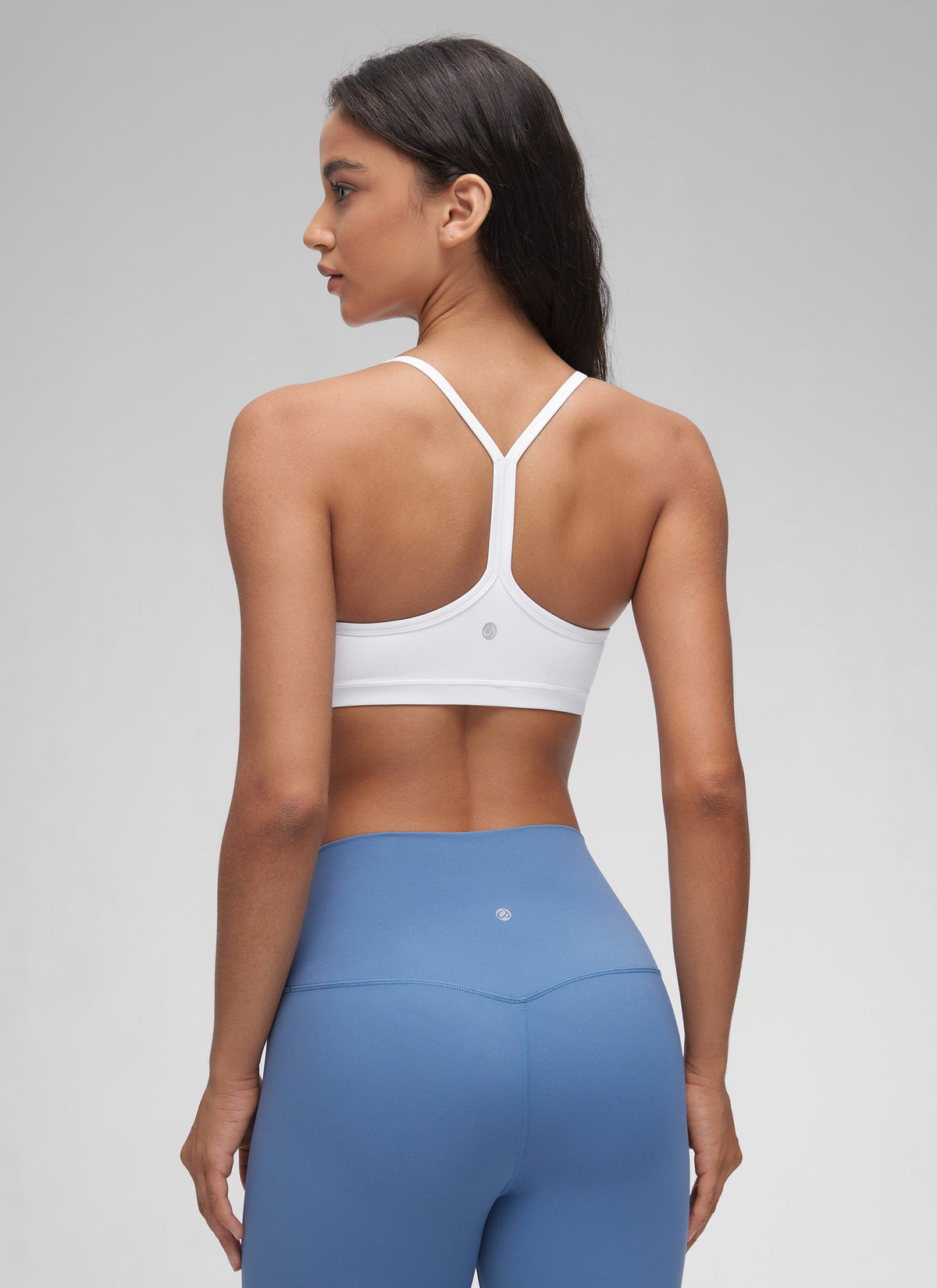 חזיית ספורט Butterluxe Sports Ruched V Neck - לבן