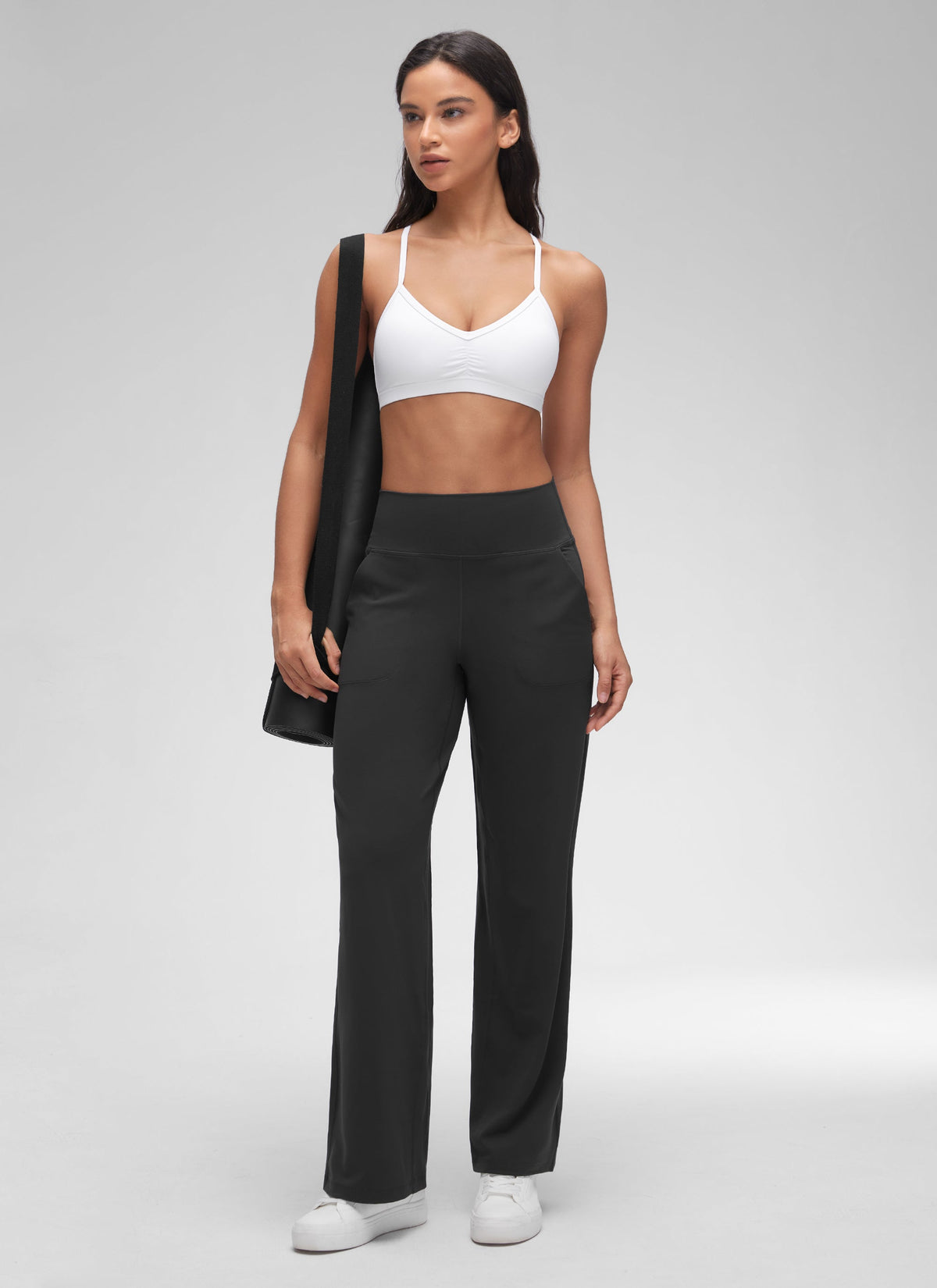 חזיית ספורט Butterluxe Sports Ruched V Neck - לבן