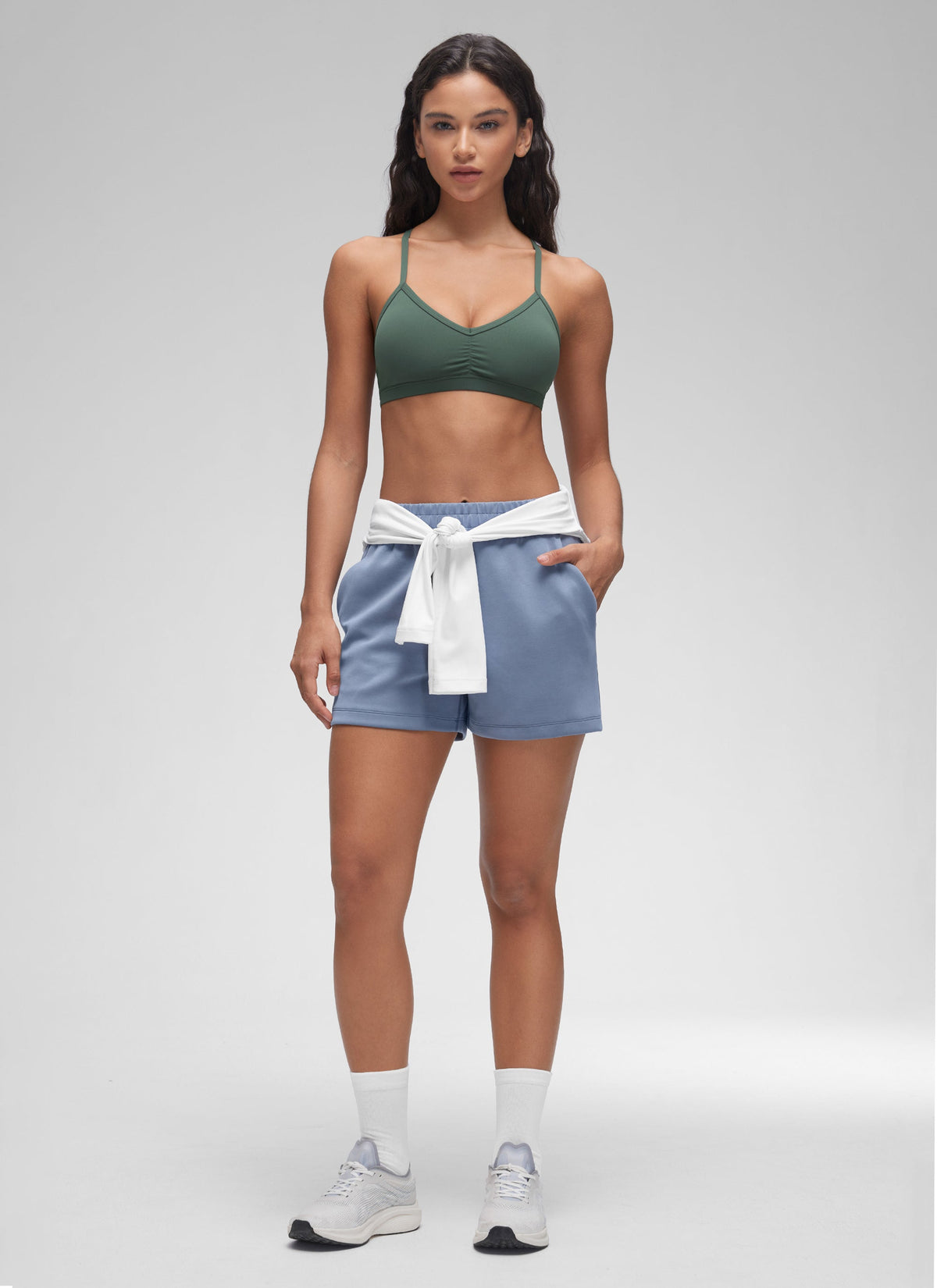 חזיית ספורט Butterluxe Sports Ruched V Neck - ירוק יער