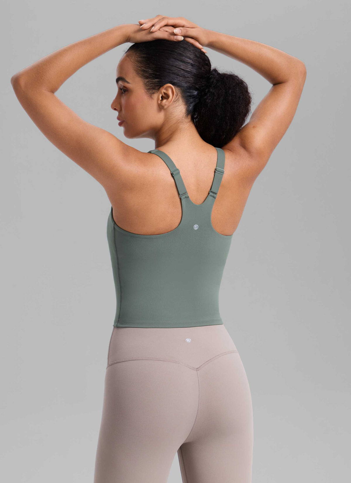 גופייה עם חזייה פנימית Butterlift V Neck Racerback עם רצועות מתכווננות - מרווה