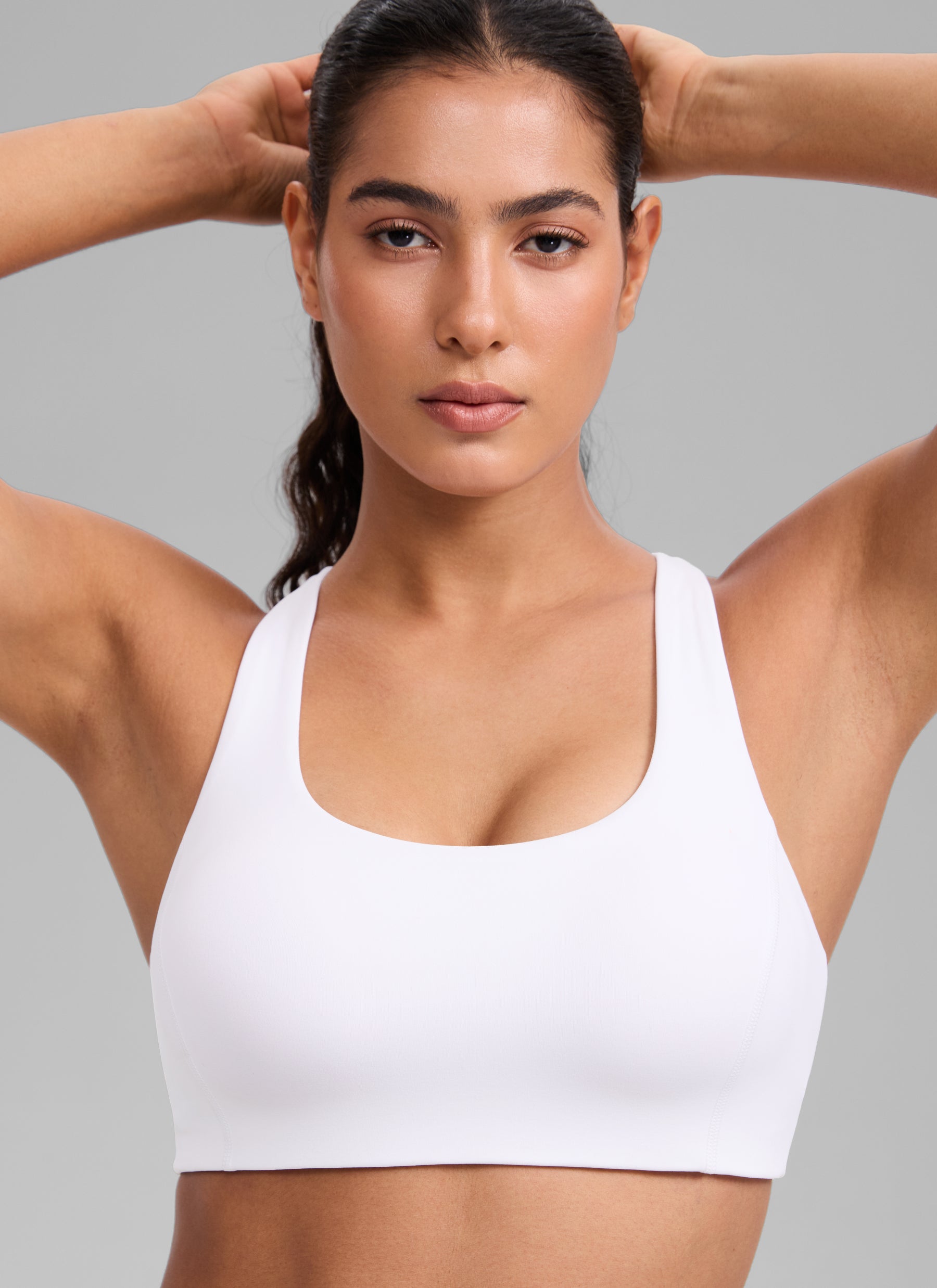 חזיית ספורט תומכת SculptAir Criss Cross Back - לבן