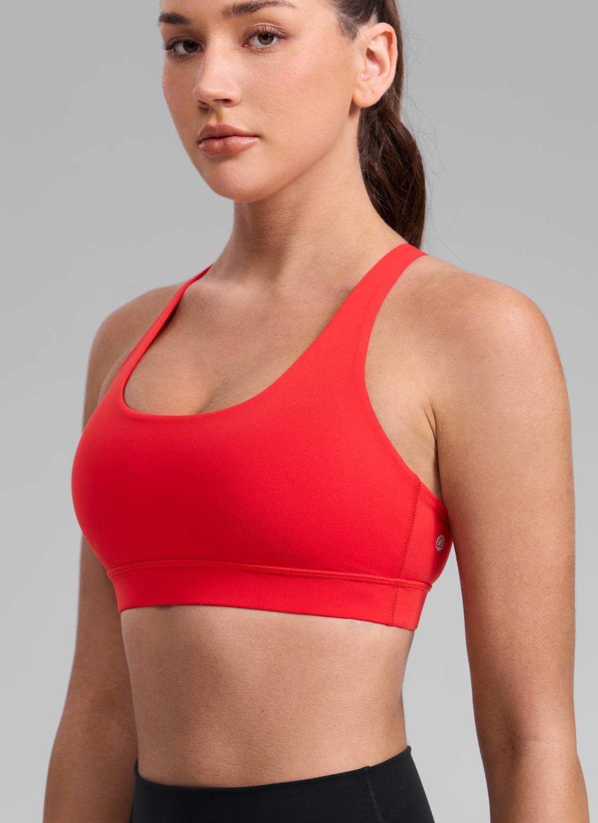 Nakedfeel חזיית ספורט תומכת Criss Cross - Deep Red