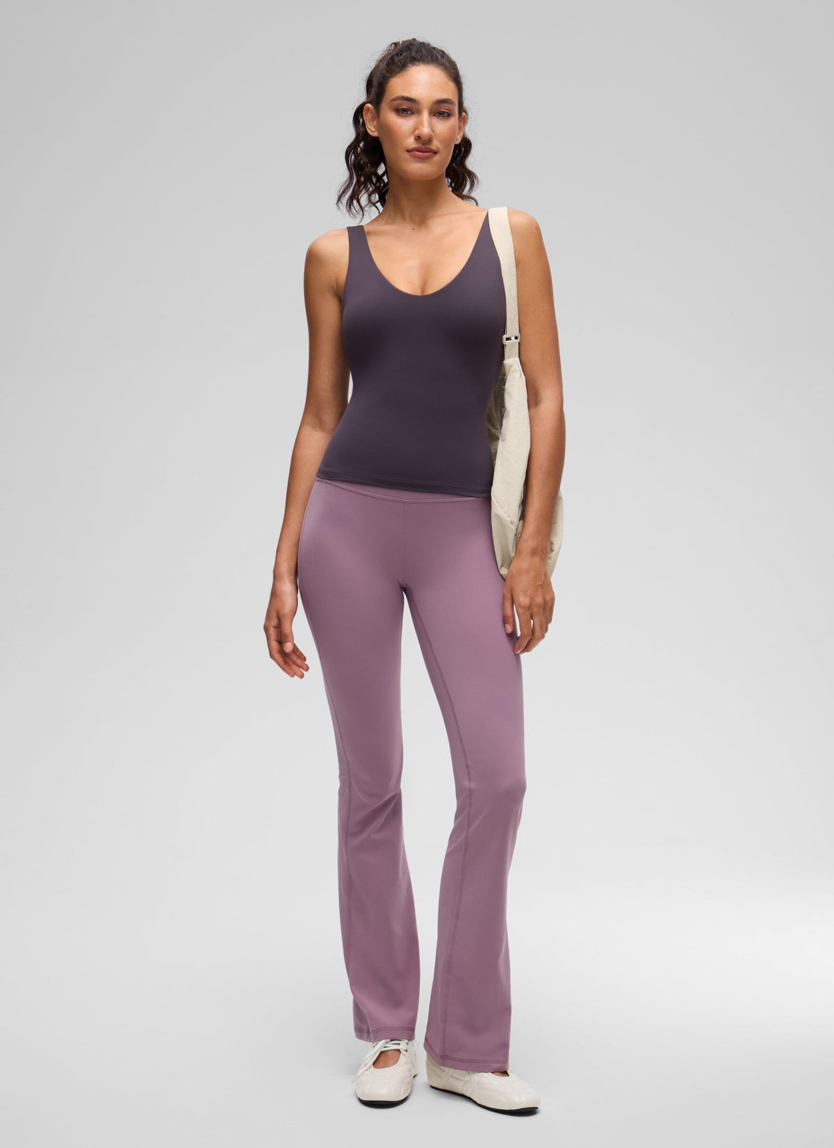 גופייה עם חזייה פנימית Butterluxe V Neck - Atmosphere Purple