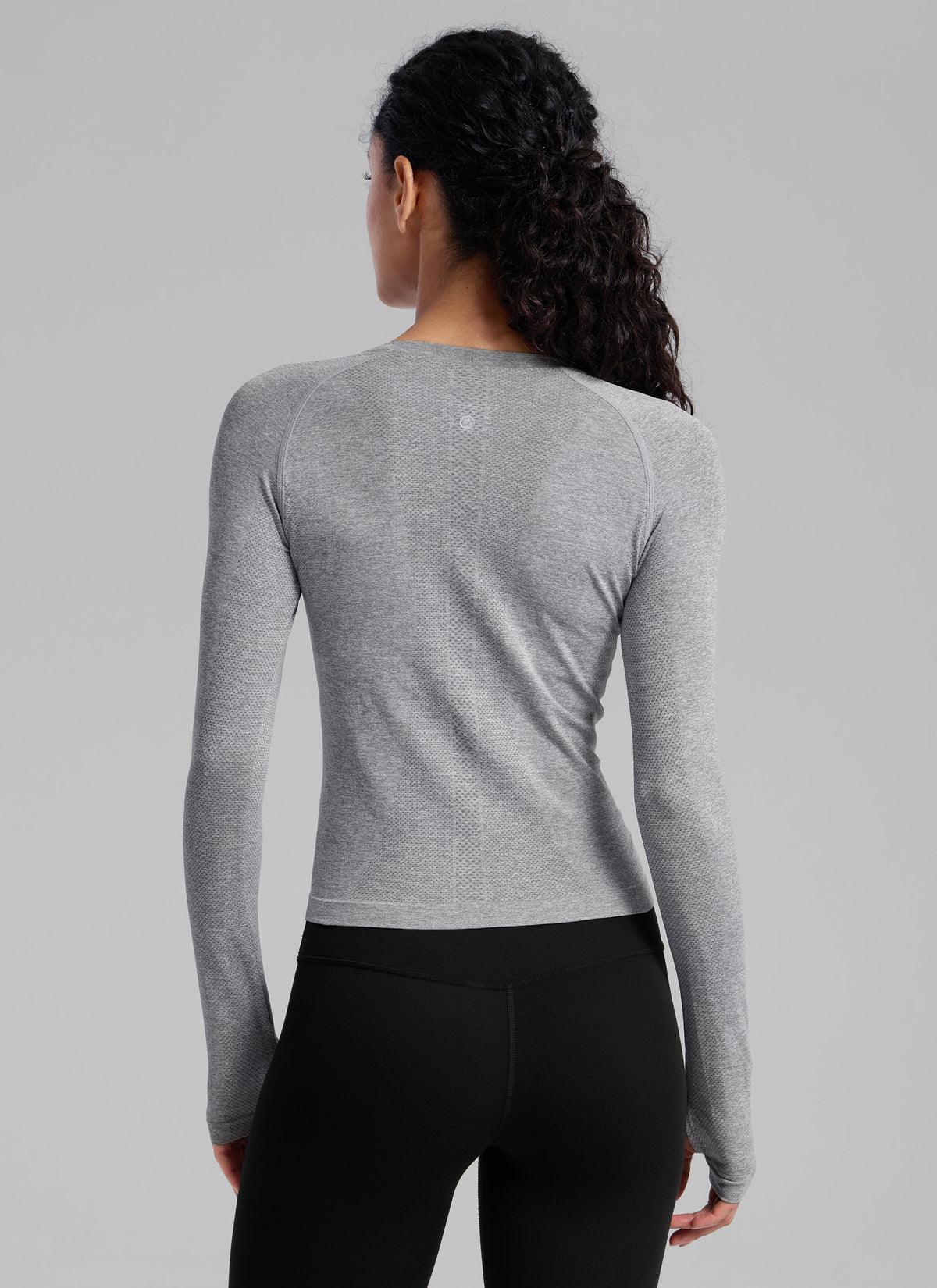 חולצת Seamless ארוכה צמודה באורך מותן - Slate Grey Marl