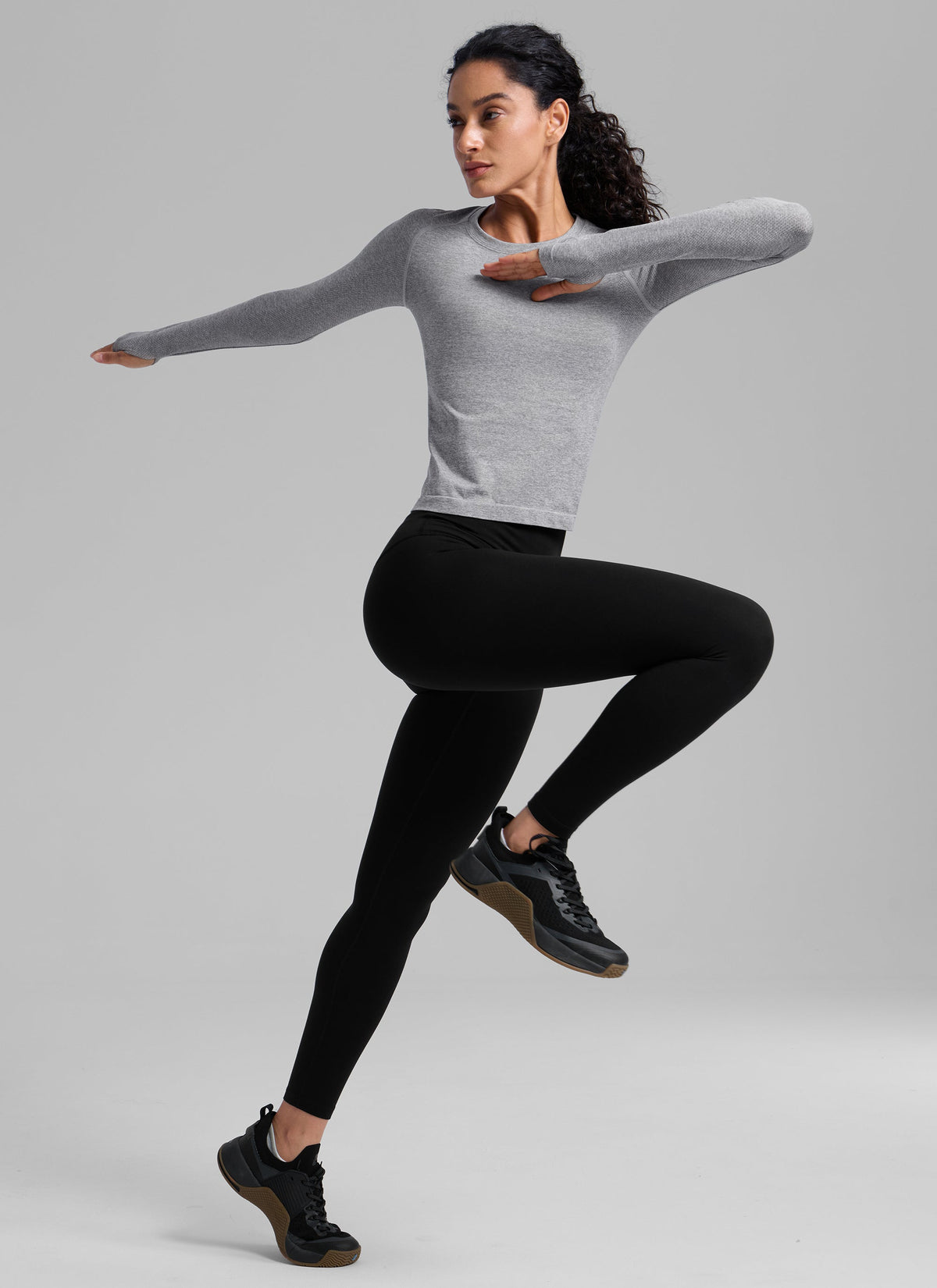 חולצת Seamless ארוכה צמודה באורך מותן - Slate Grey Marl