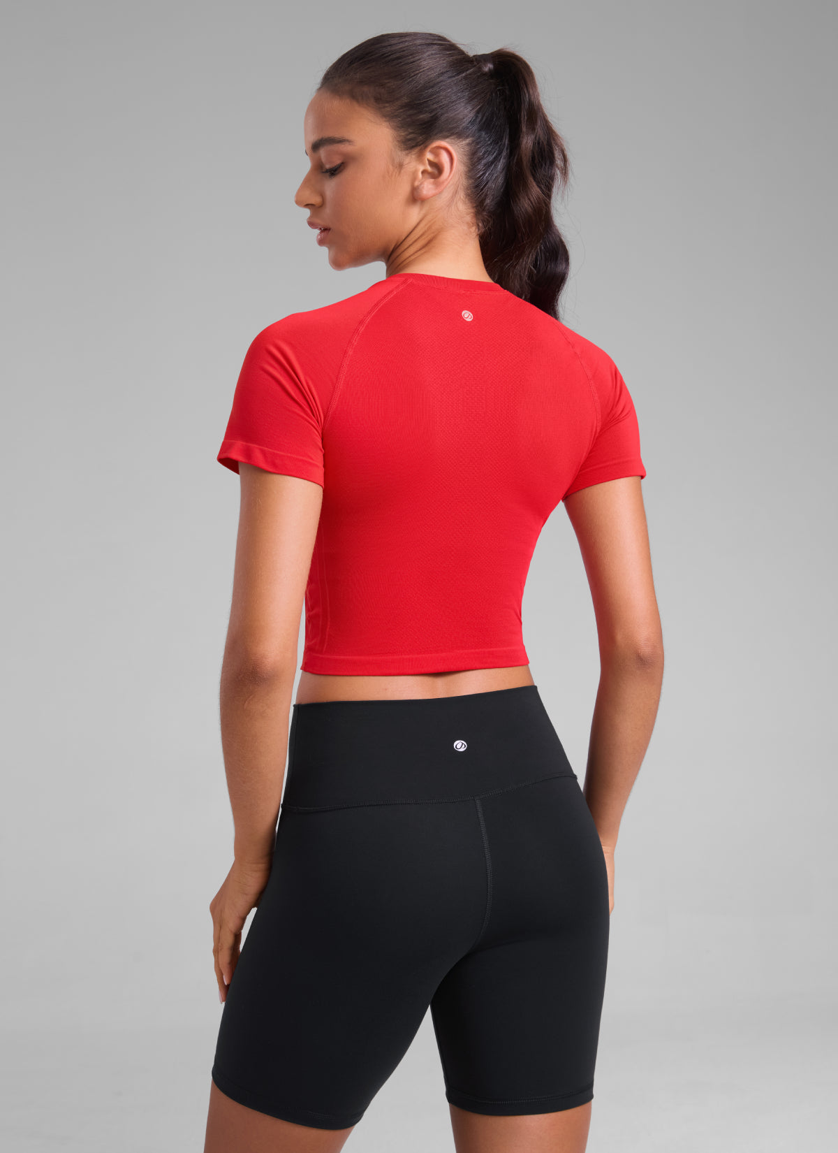 חולצת קרופ קצרה Seamless Crew Neck - Deep Red