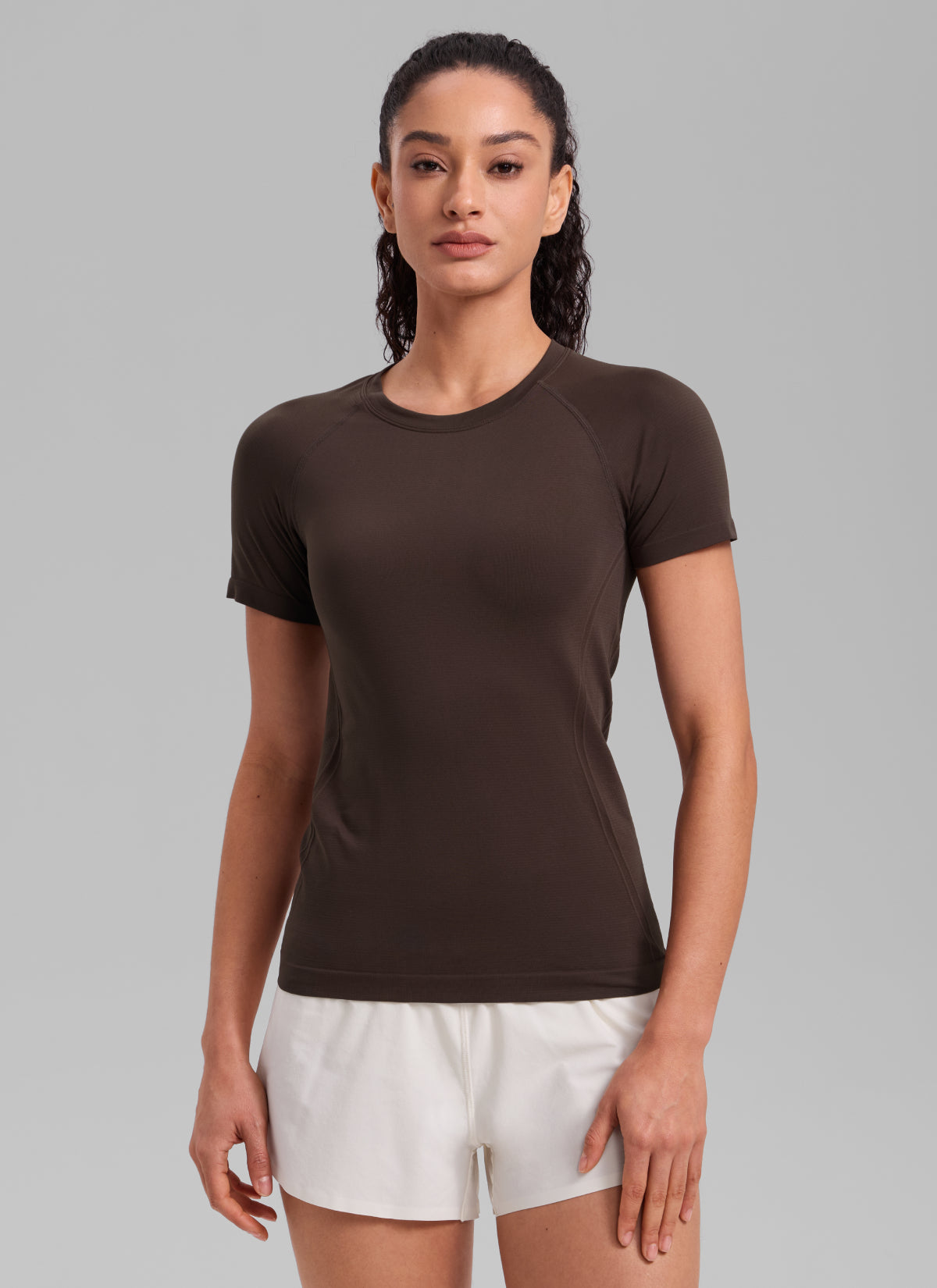 חולצה קצרה Seamless - Hot Fudge Brown