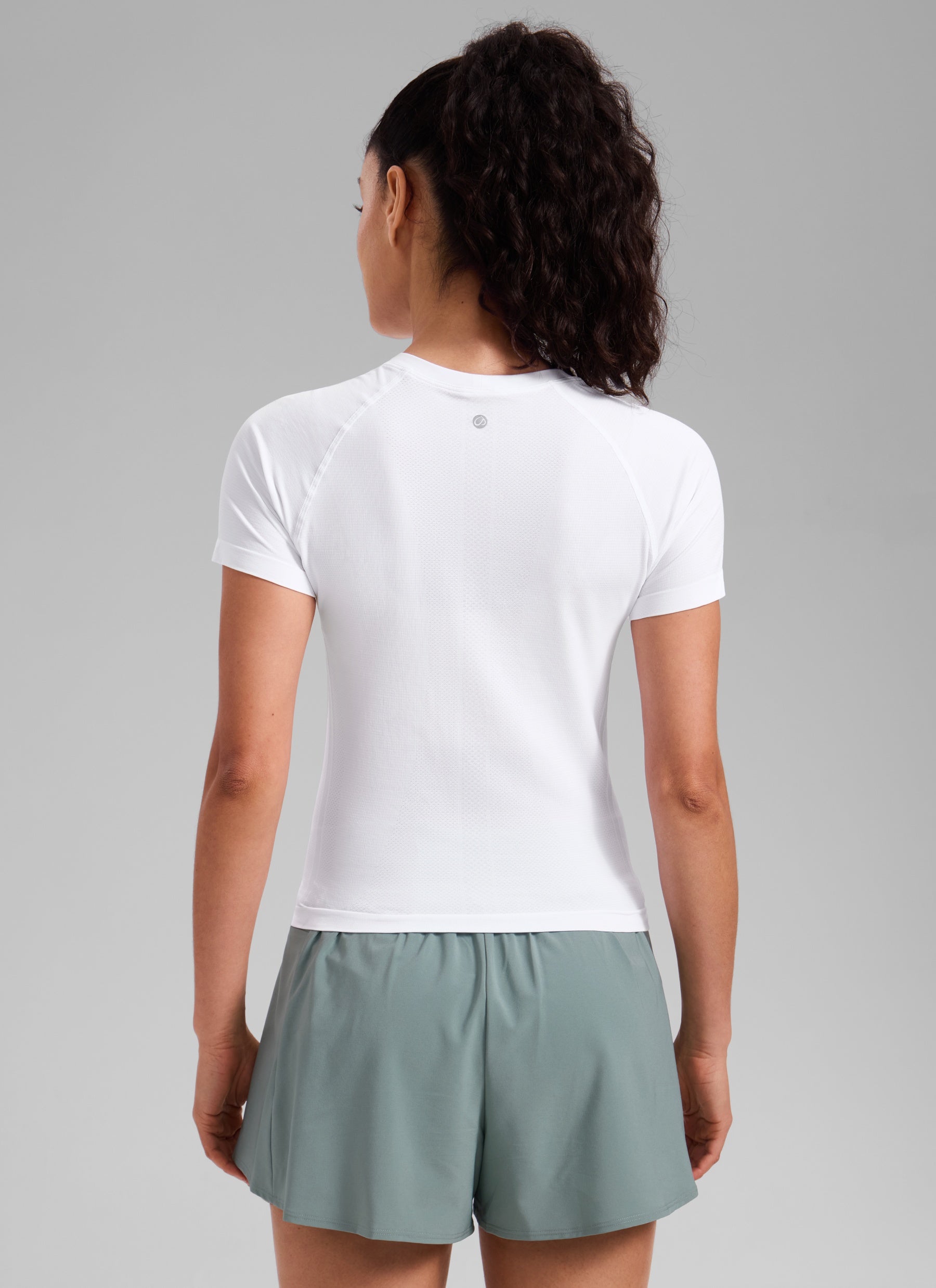 חולצה קצרה Seamless Crew Neck - לבן