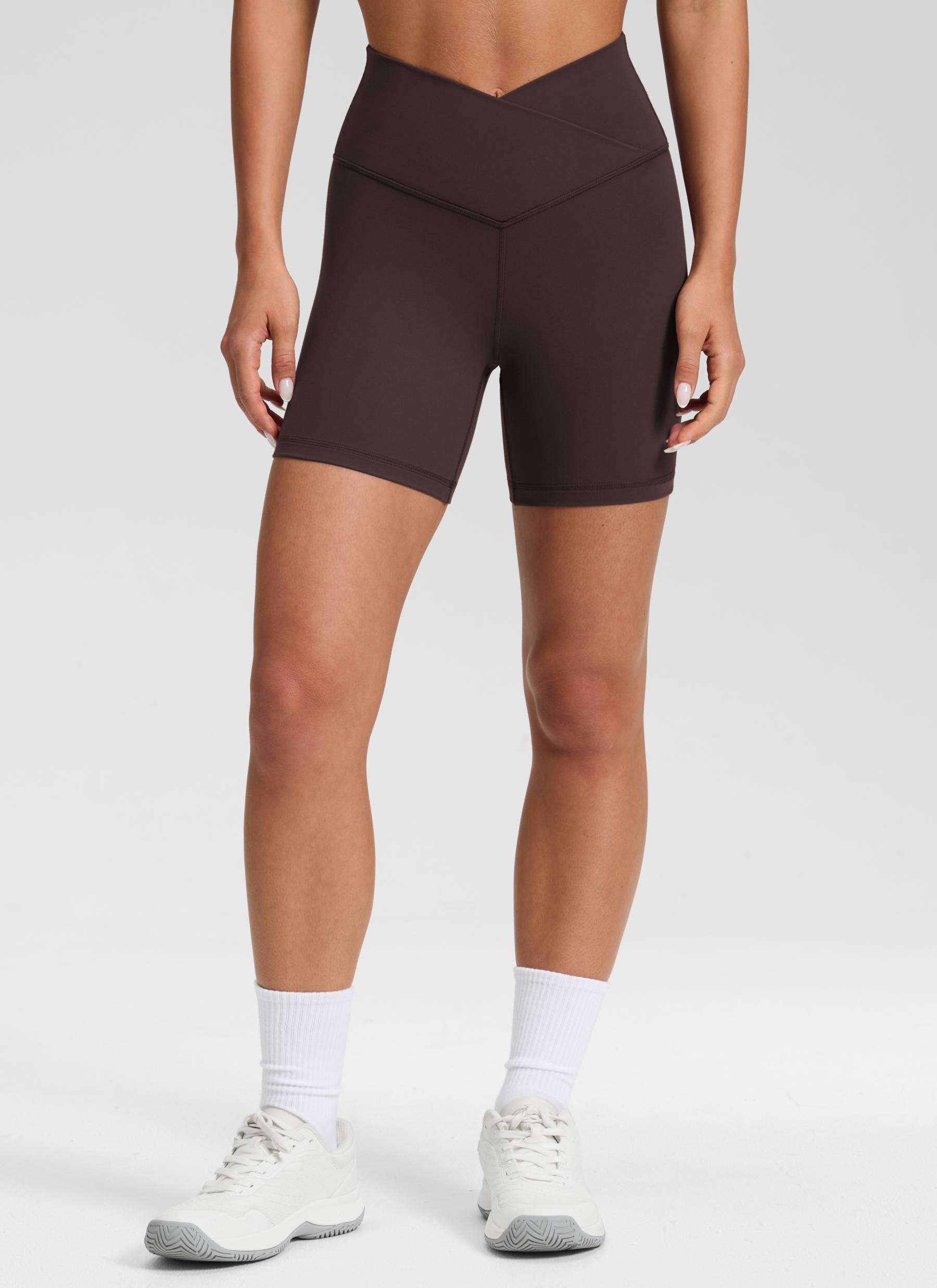 טייץ קצר 5″ V Cross Waist Butterluxe - Hot Fudge Brown